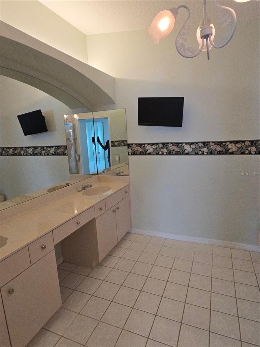 11519 HOLLY ANN DR — photo 16