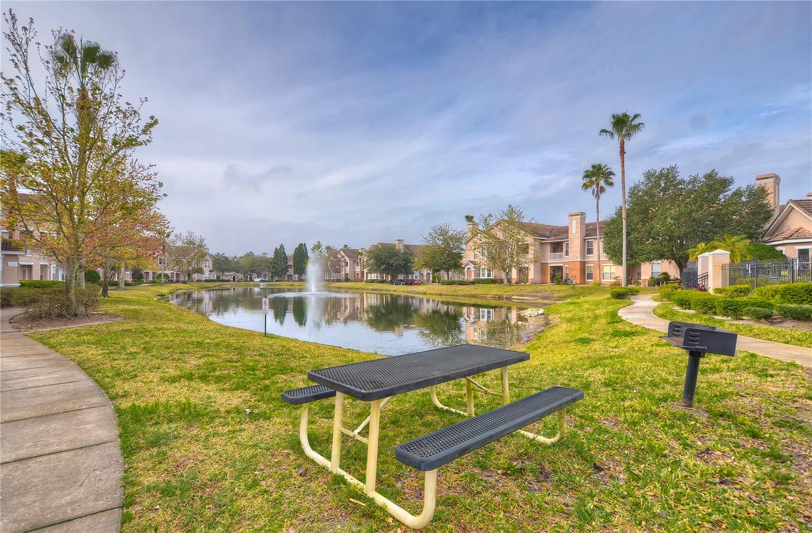 10409 VILLA VIEW CIR #10409 — photo 46