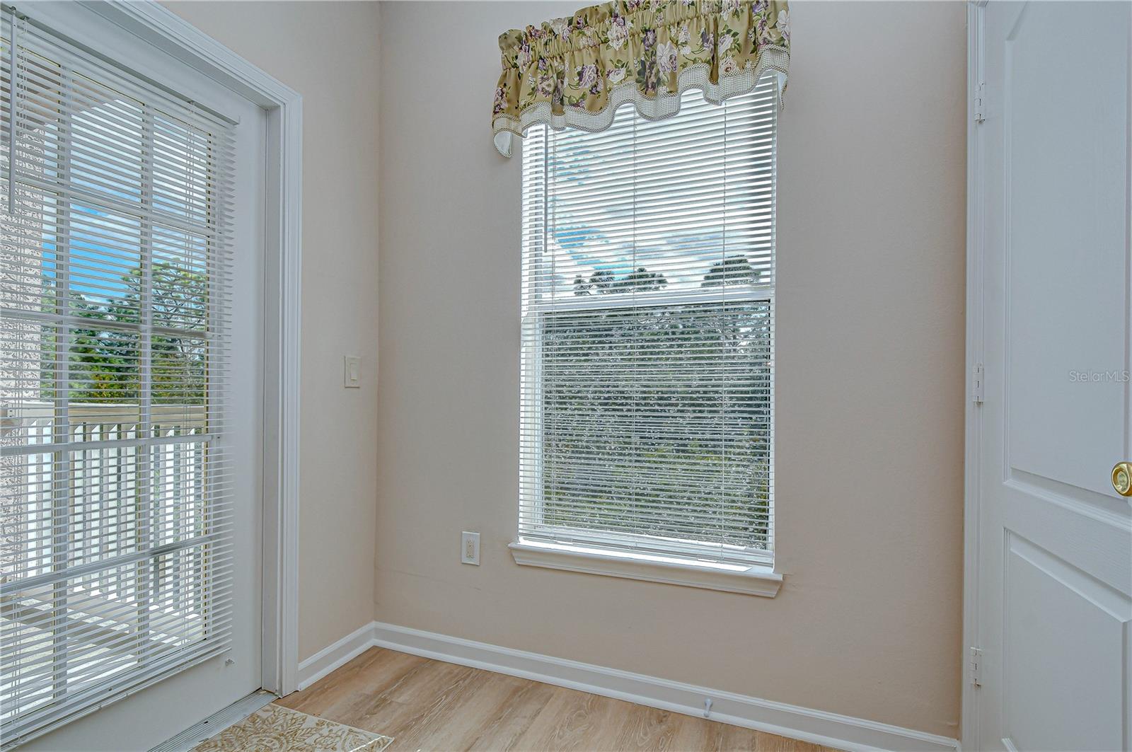 10409 VILLA VIEW CIR #10409 — photo 18
