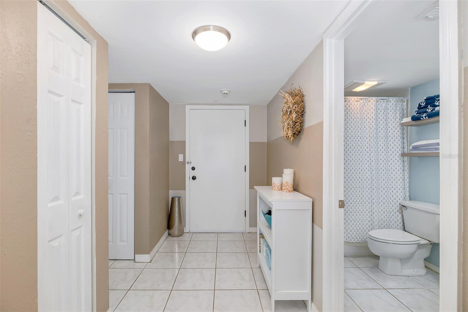 51 ISLAND WAY #108 — photo 8