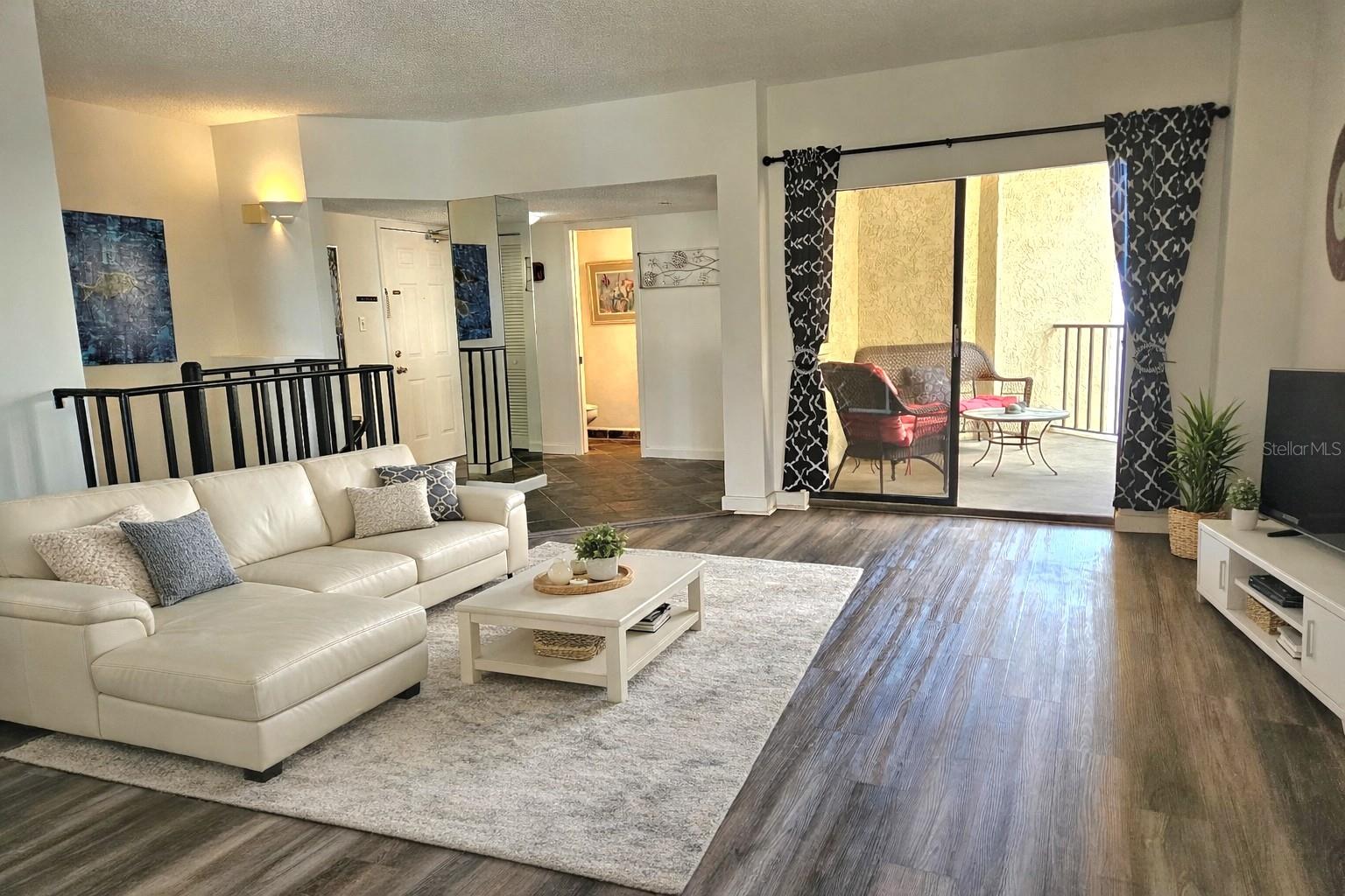 602 LIME AVE #203 — photo 4