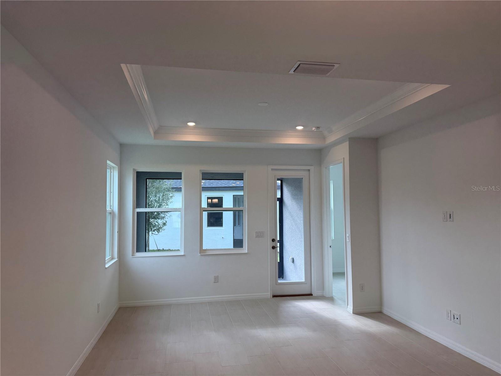 3694 NANDINA CIR — photo 6