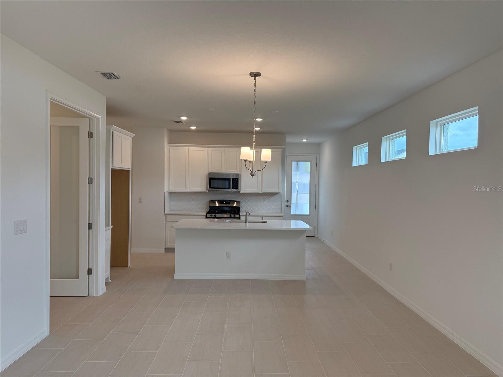 3694 NANDINA CIR — photo 4