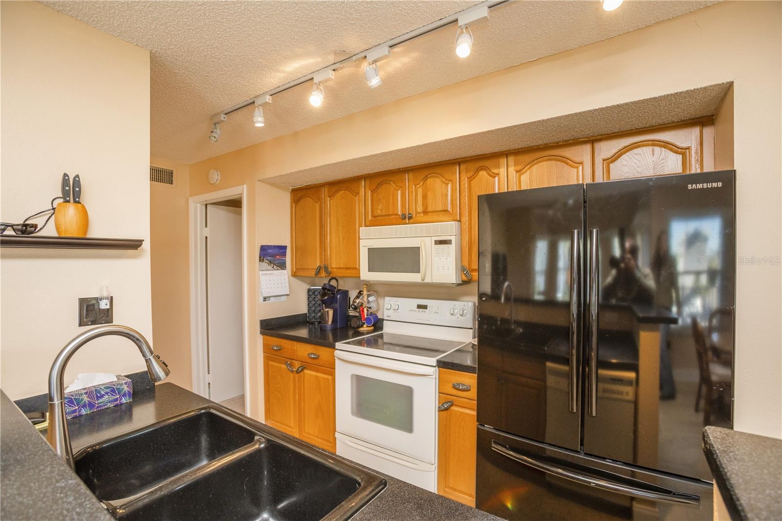 5712 BISCAYNE CT #101 — photo 14
