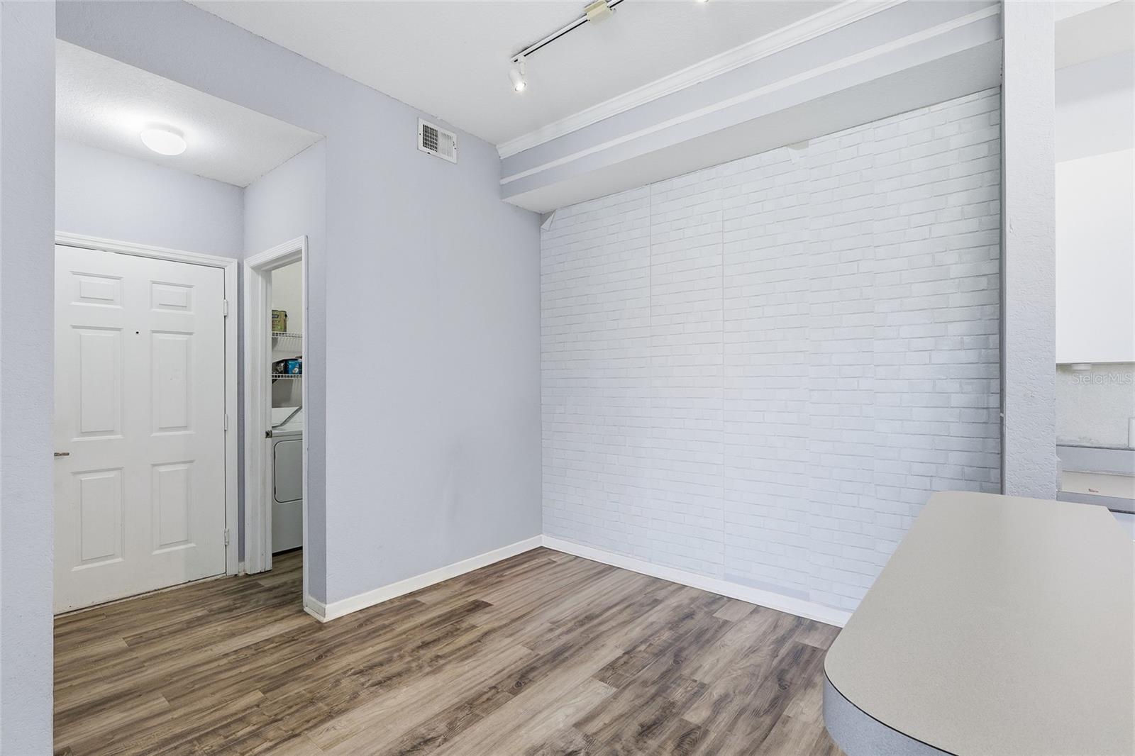 17106 CARRINGTON PARK DR #623 — photo 4