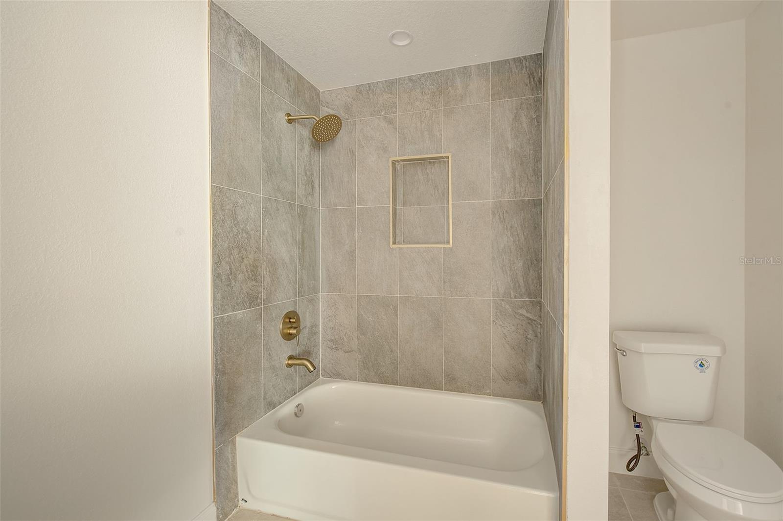 2171 BEECHER RD — photo 36