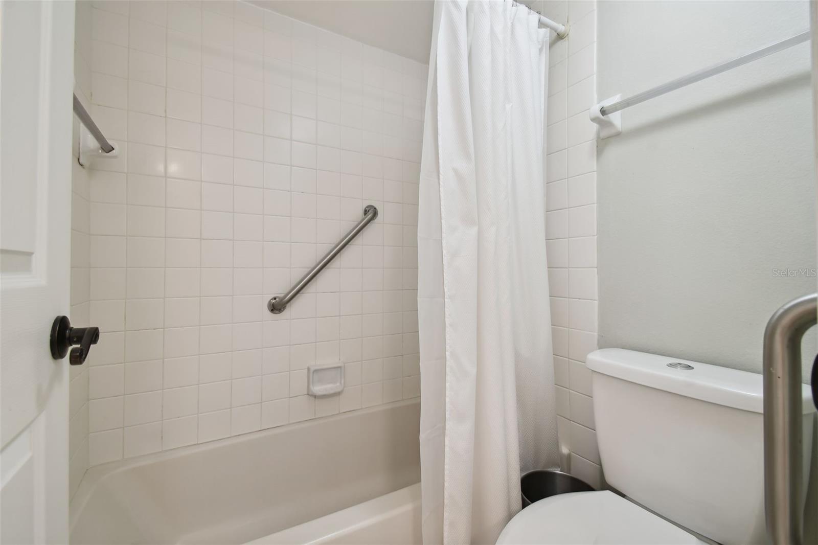 5557 SEA FOREST DR #214 — photo 27