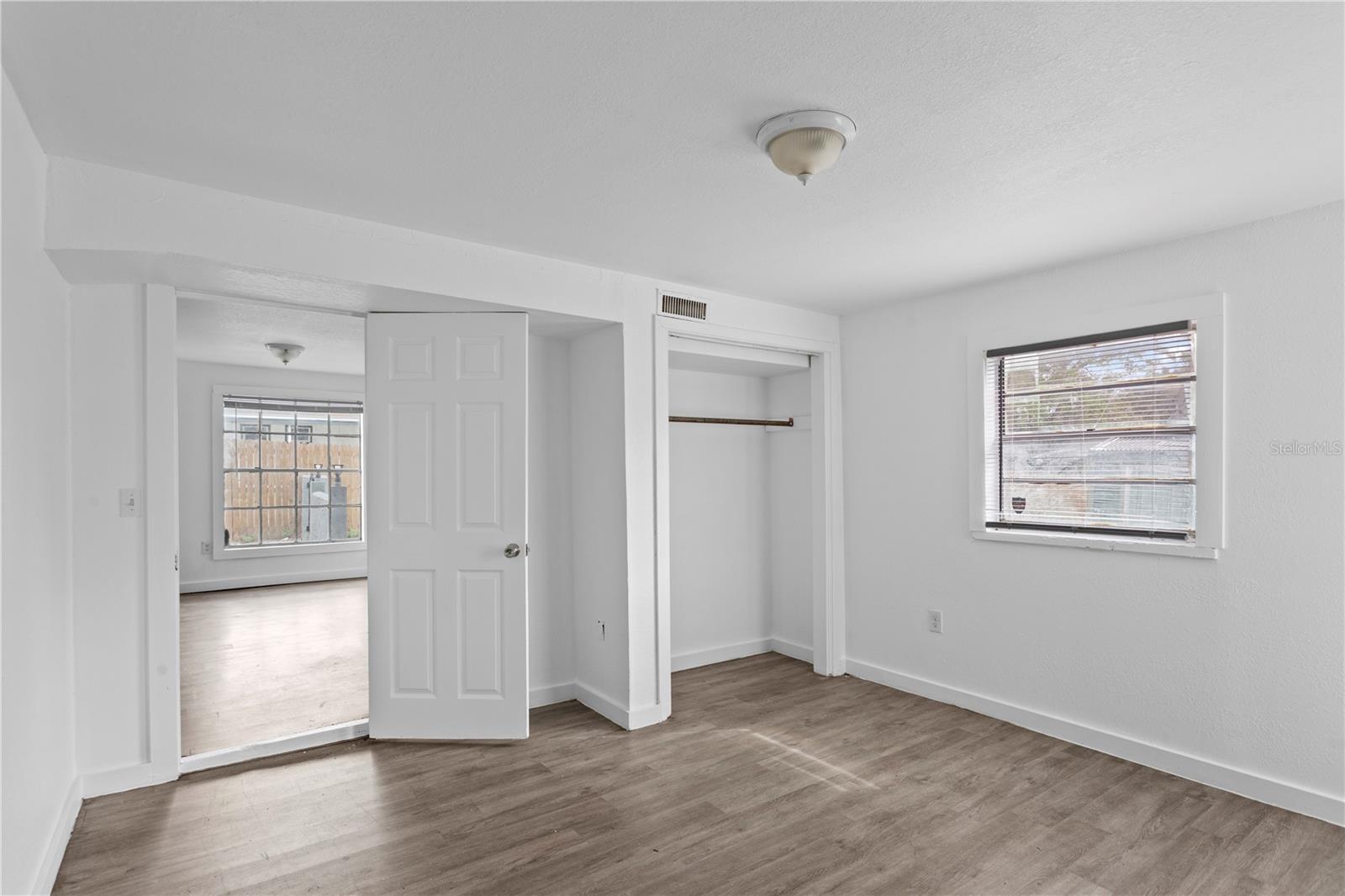 4103 N HOWARD AVE — photo 5