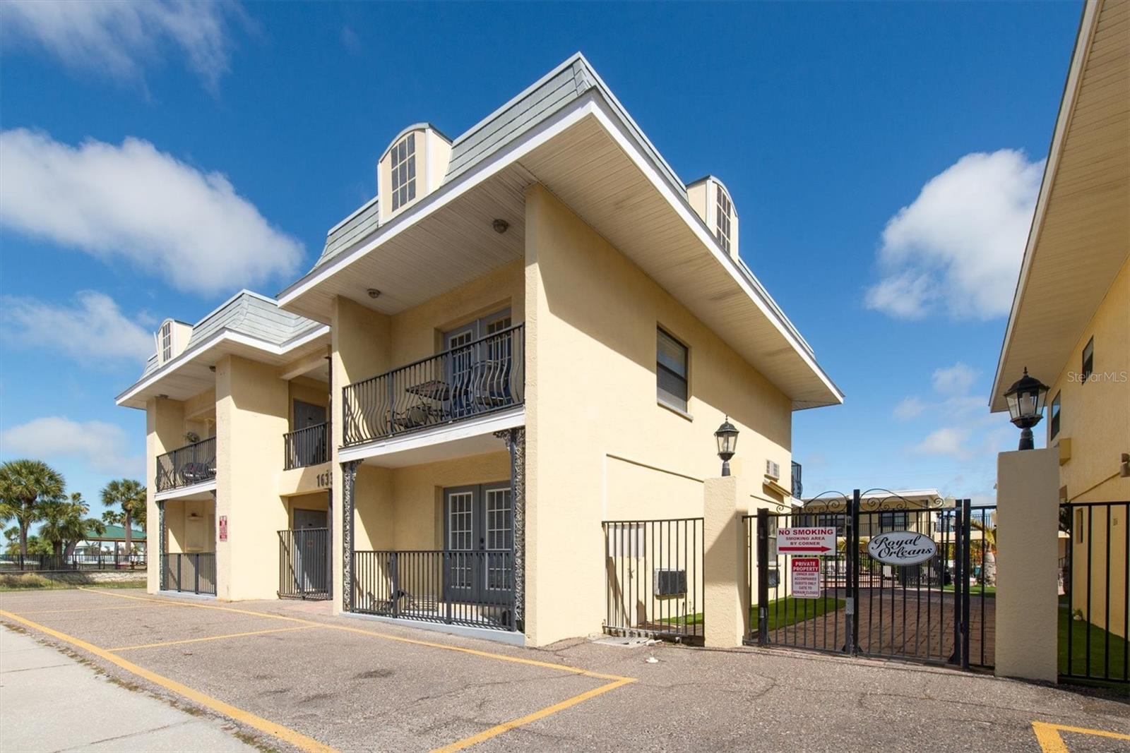 16333 GULF BLVD #201 — photo 2