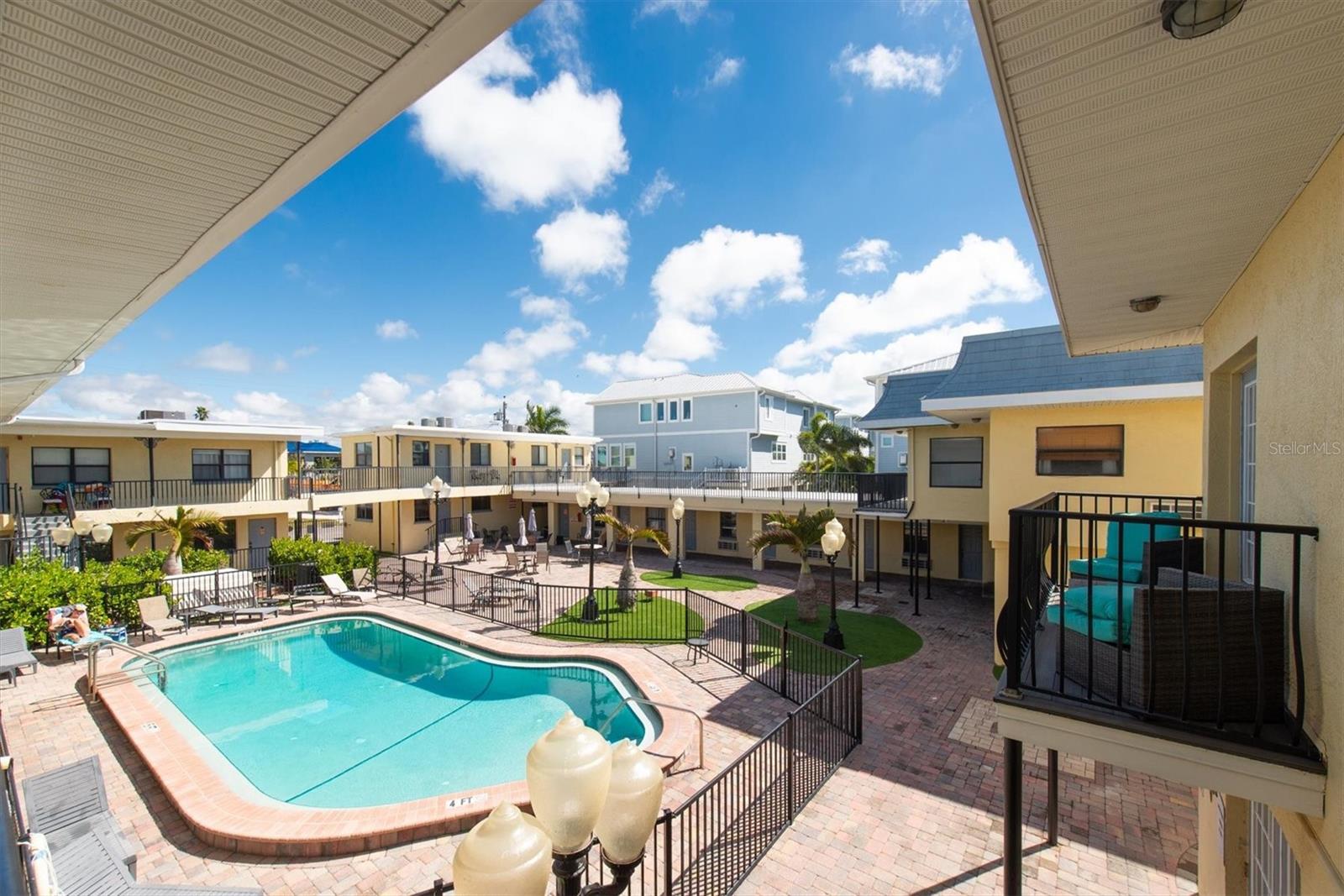 16333 GULF BLVD #201 — photo 17