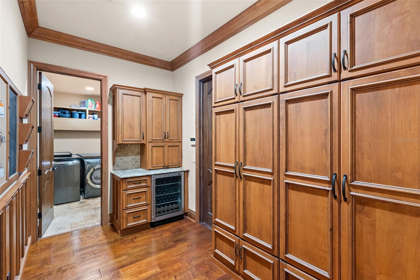 9902 MENANDER WOOD CT — photo 49