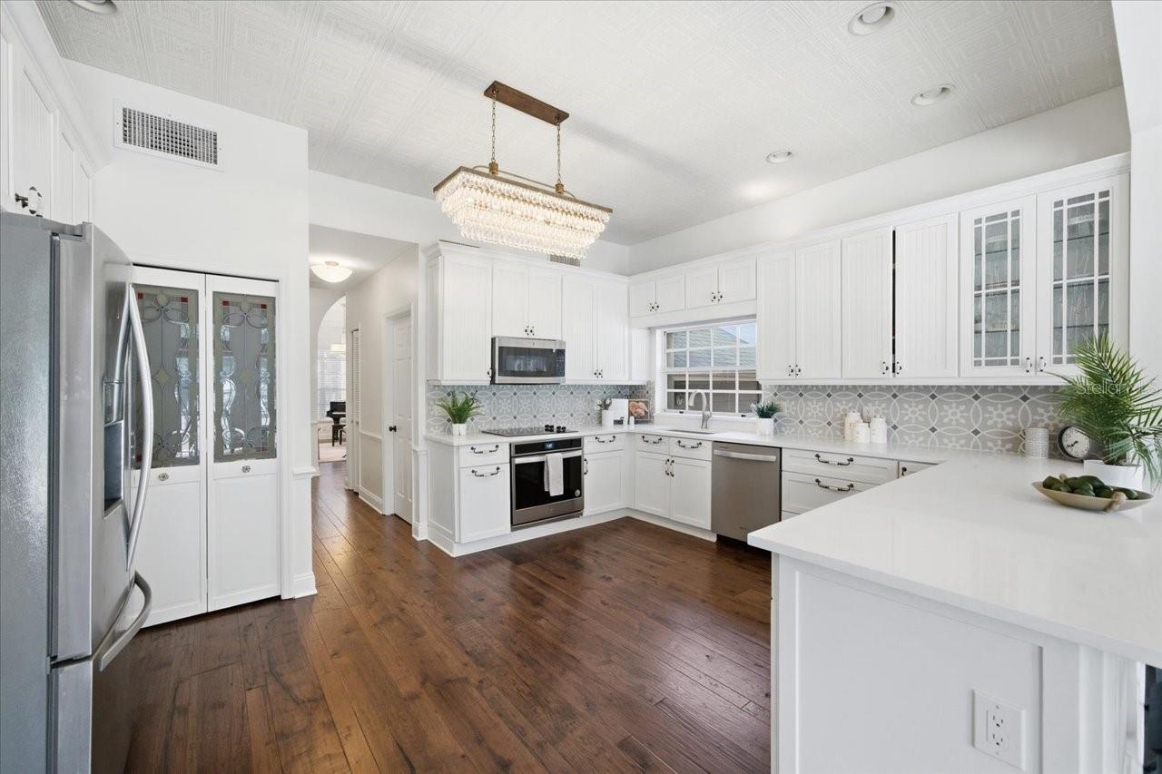 3049 GEIGER CT — photo 32