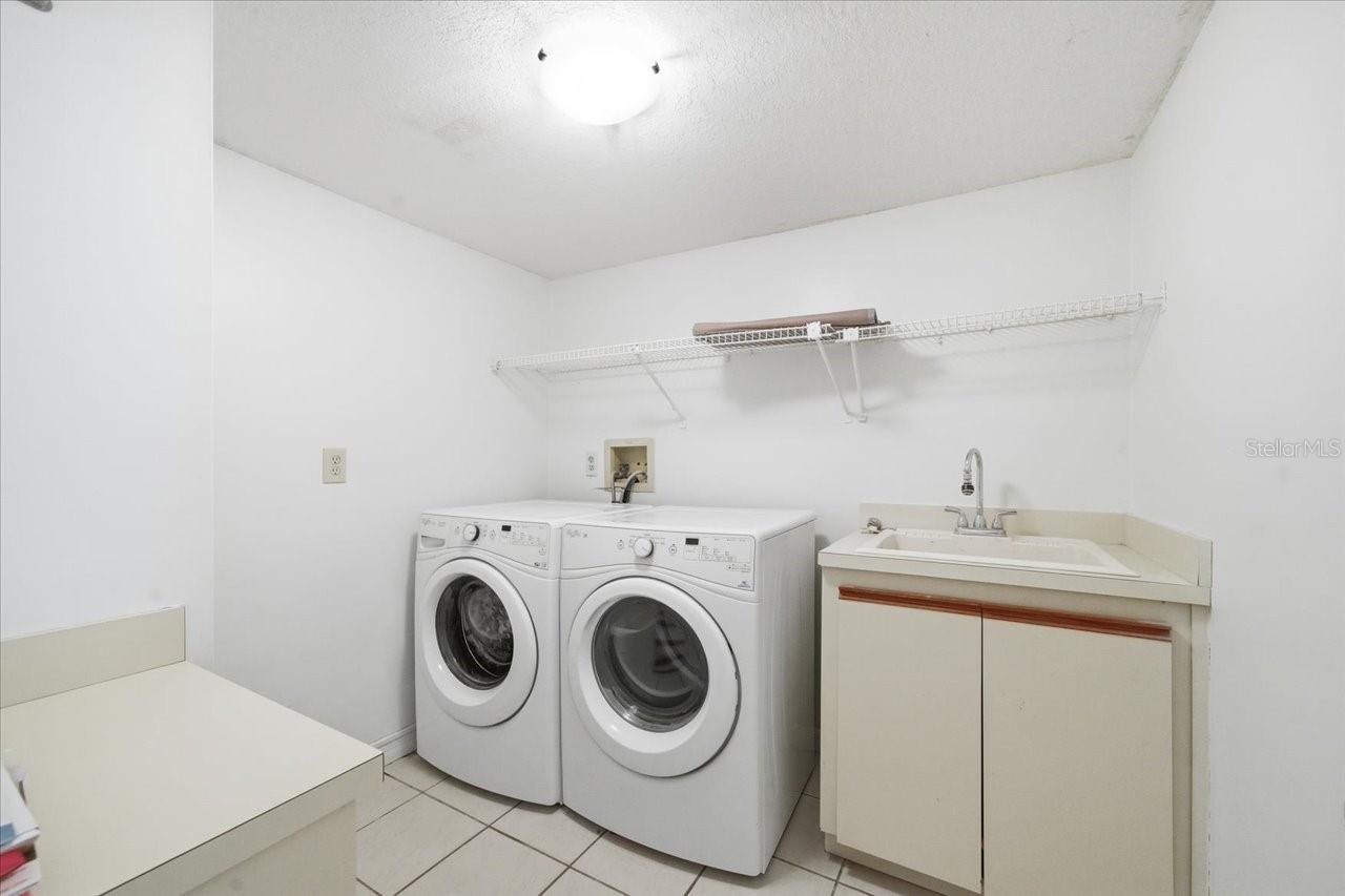 3049 GEIGER CT — photo 71