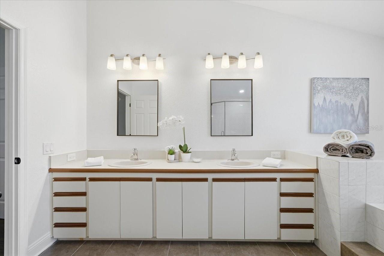 3049 GEIGER CT — photo 59