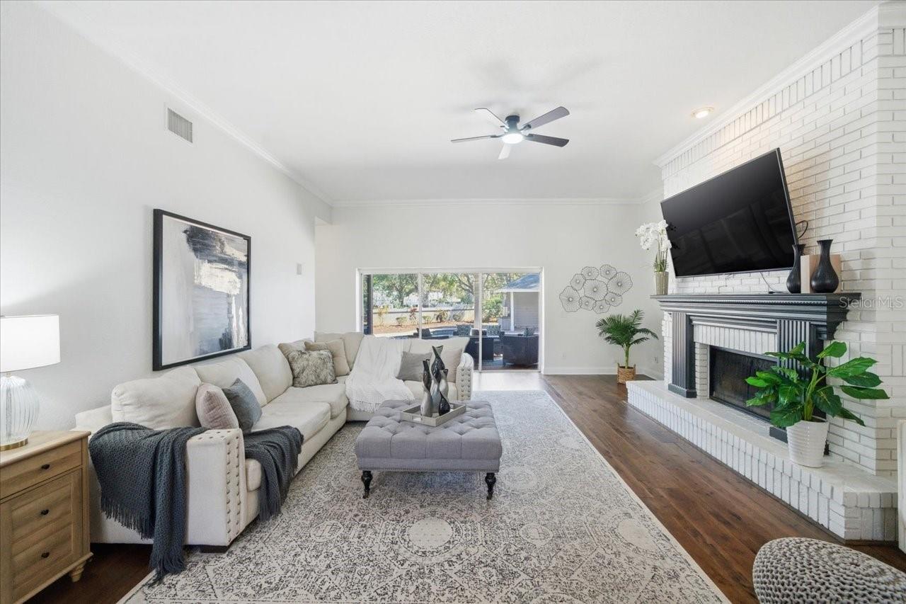 3049 GEIGER CT — photo 28
