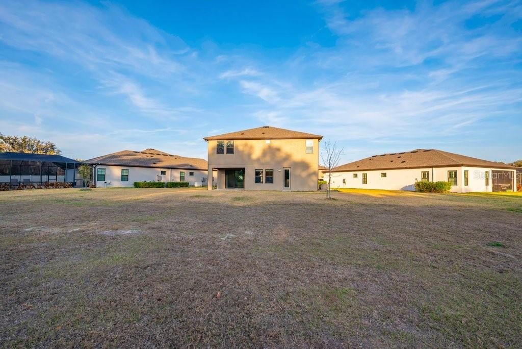 14604 HORSE TROT RD — photo 38