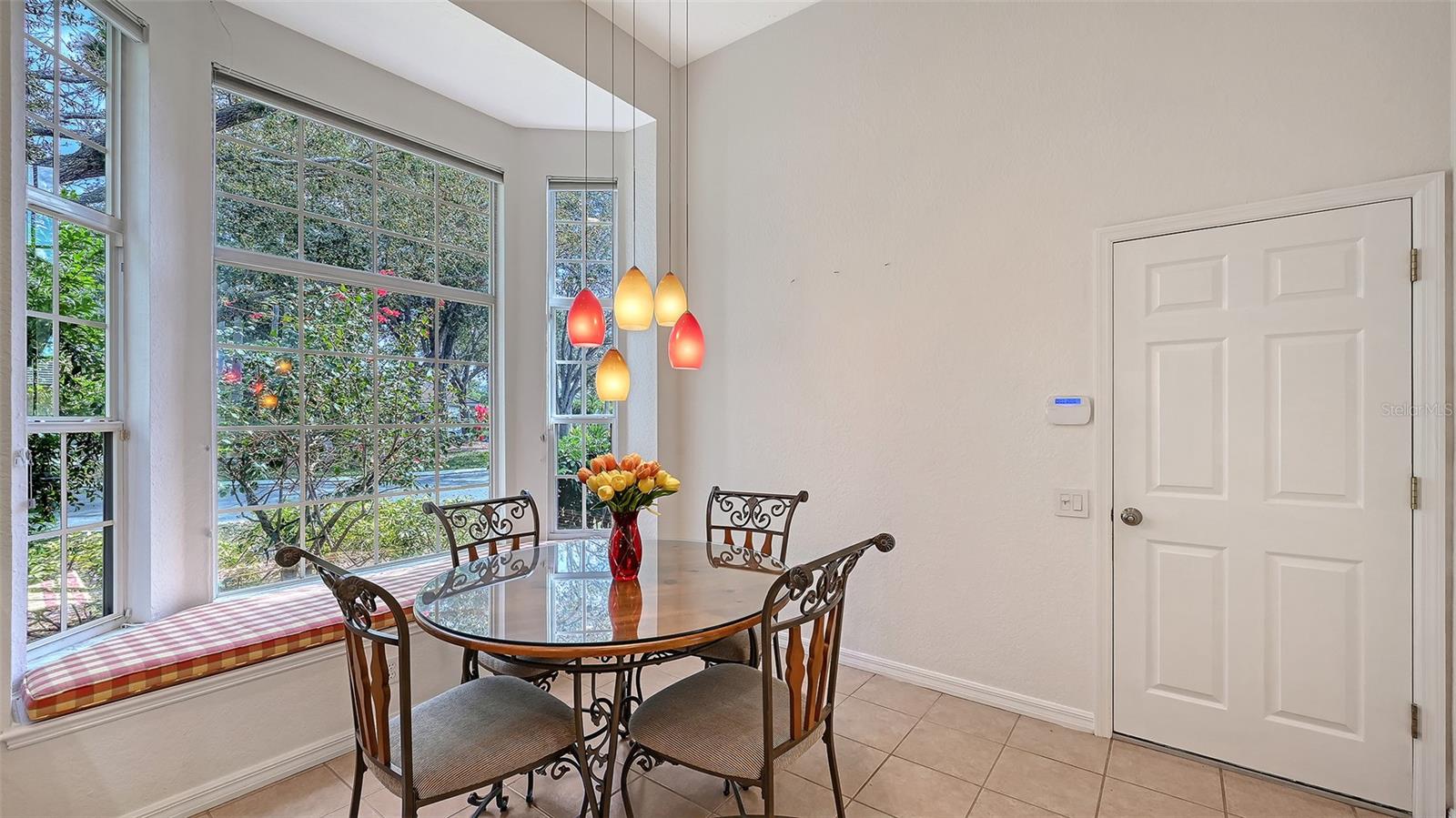 7318 WINDEMERE LN — photo 17