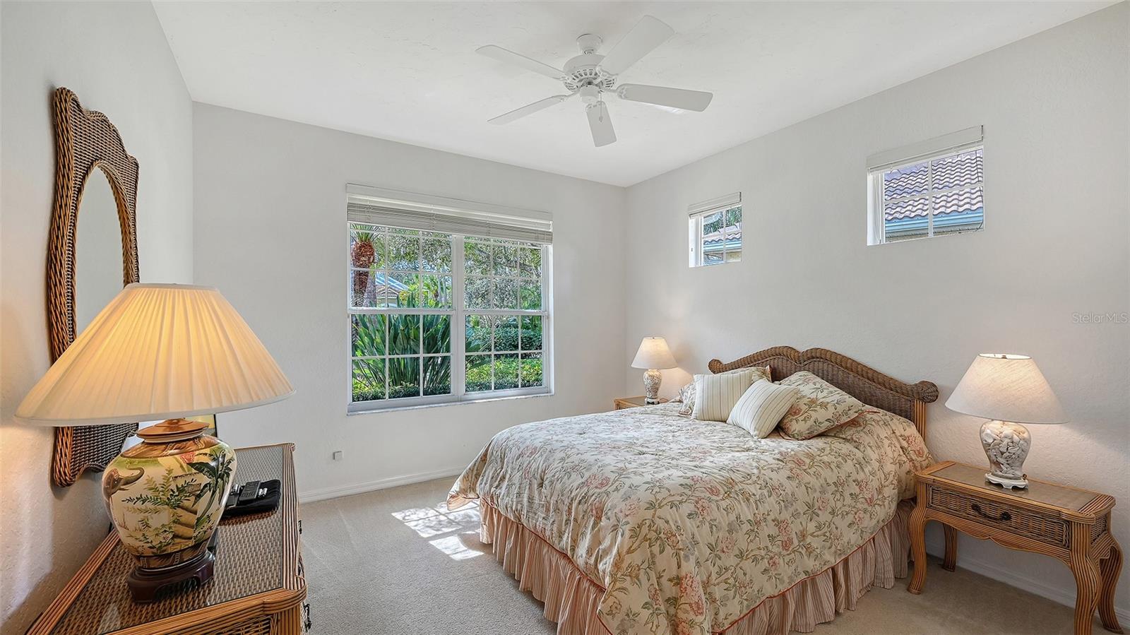 7318 WINDEMERE LN — photo 25