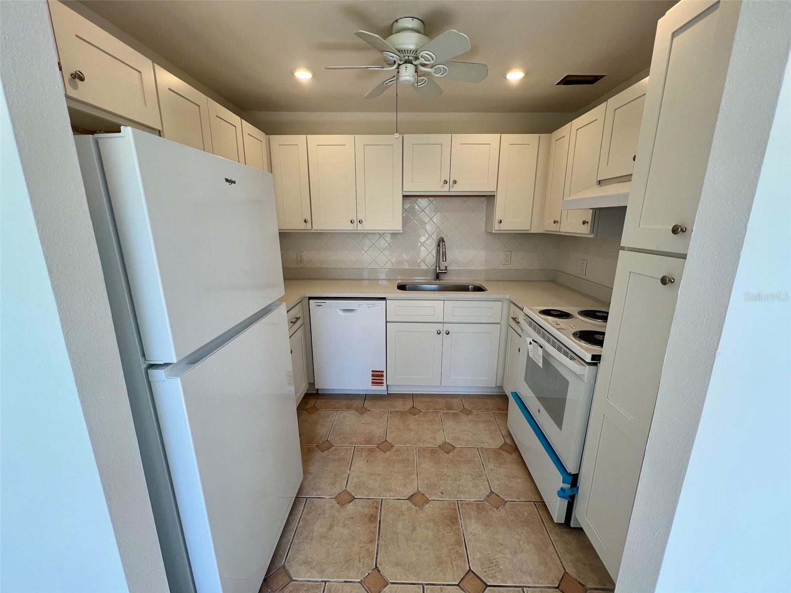 387 S MCMULLEN BOOTH RD #13 — photo 10