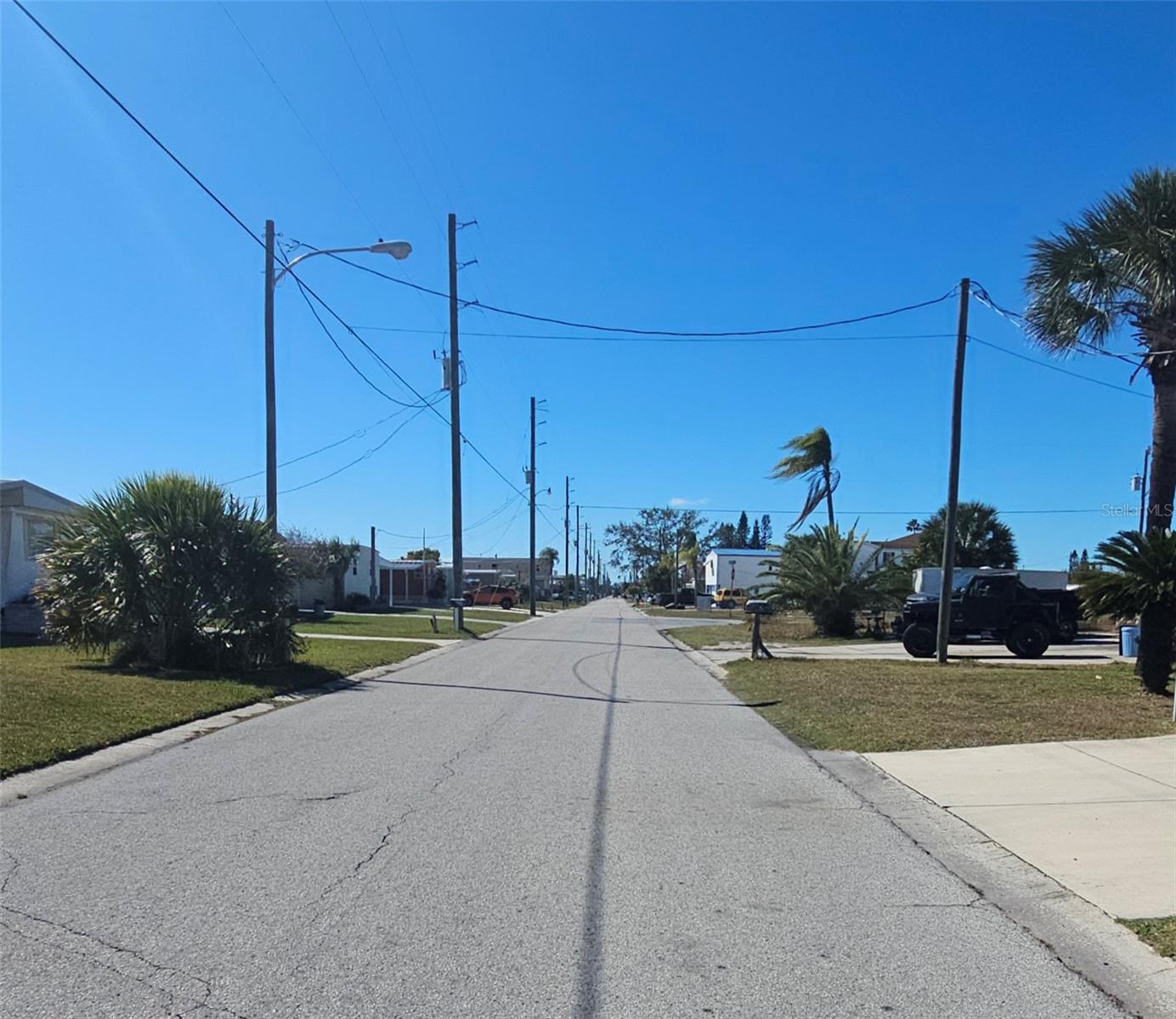 6627 TOWER DRIVE — photo 64