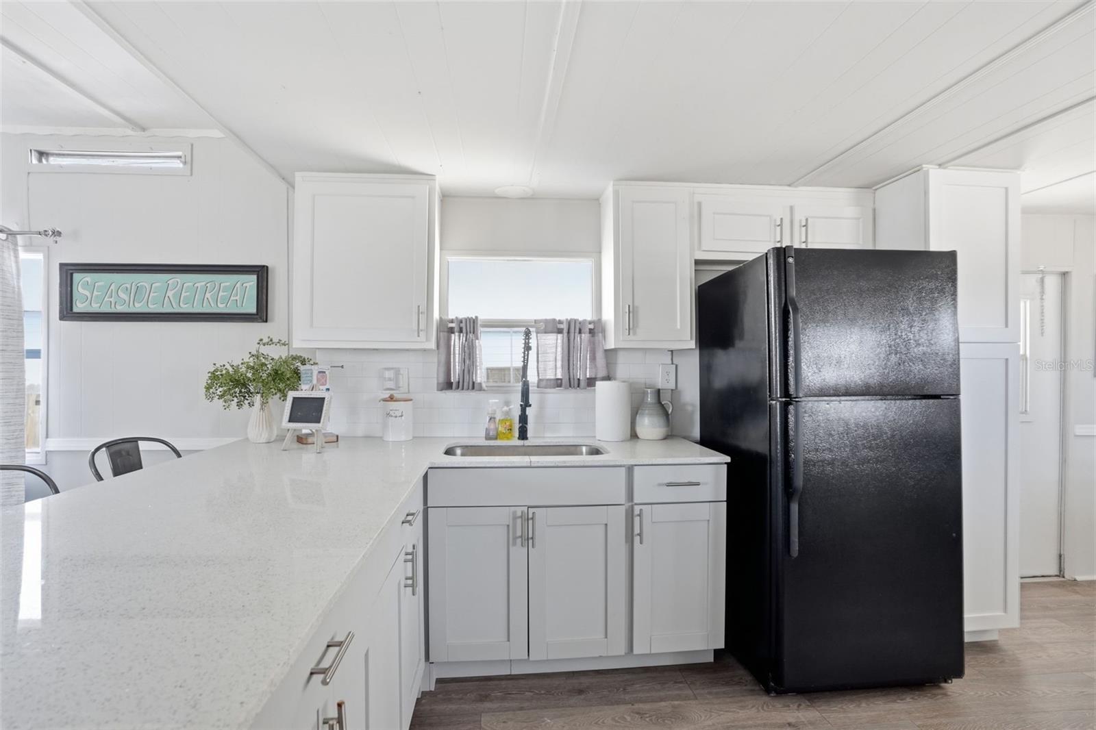 6727 ALBATROSS LN — photo 11