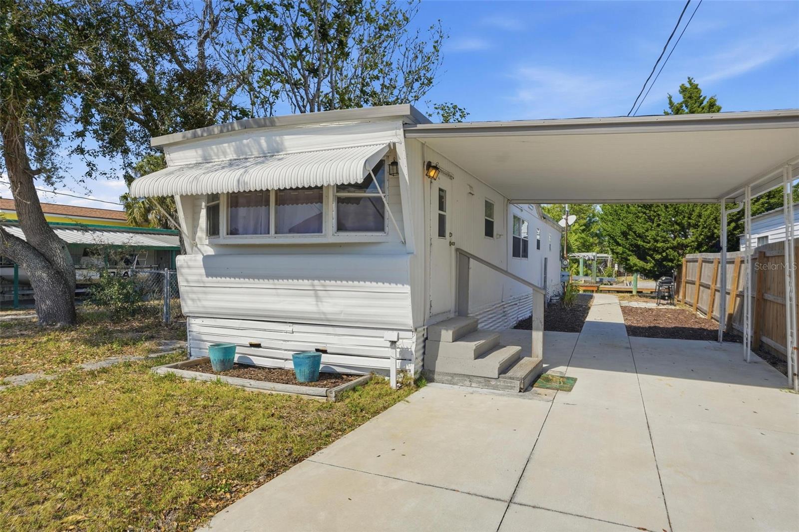 6727 ALBATROSS LN — photo 3