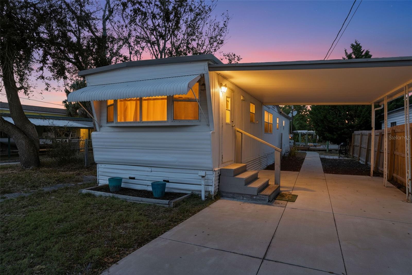 6727 ALBATROSS LN — photo 2