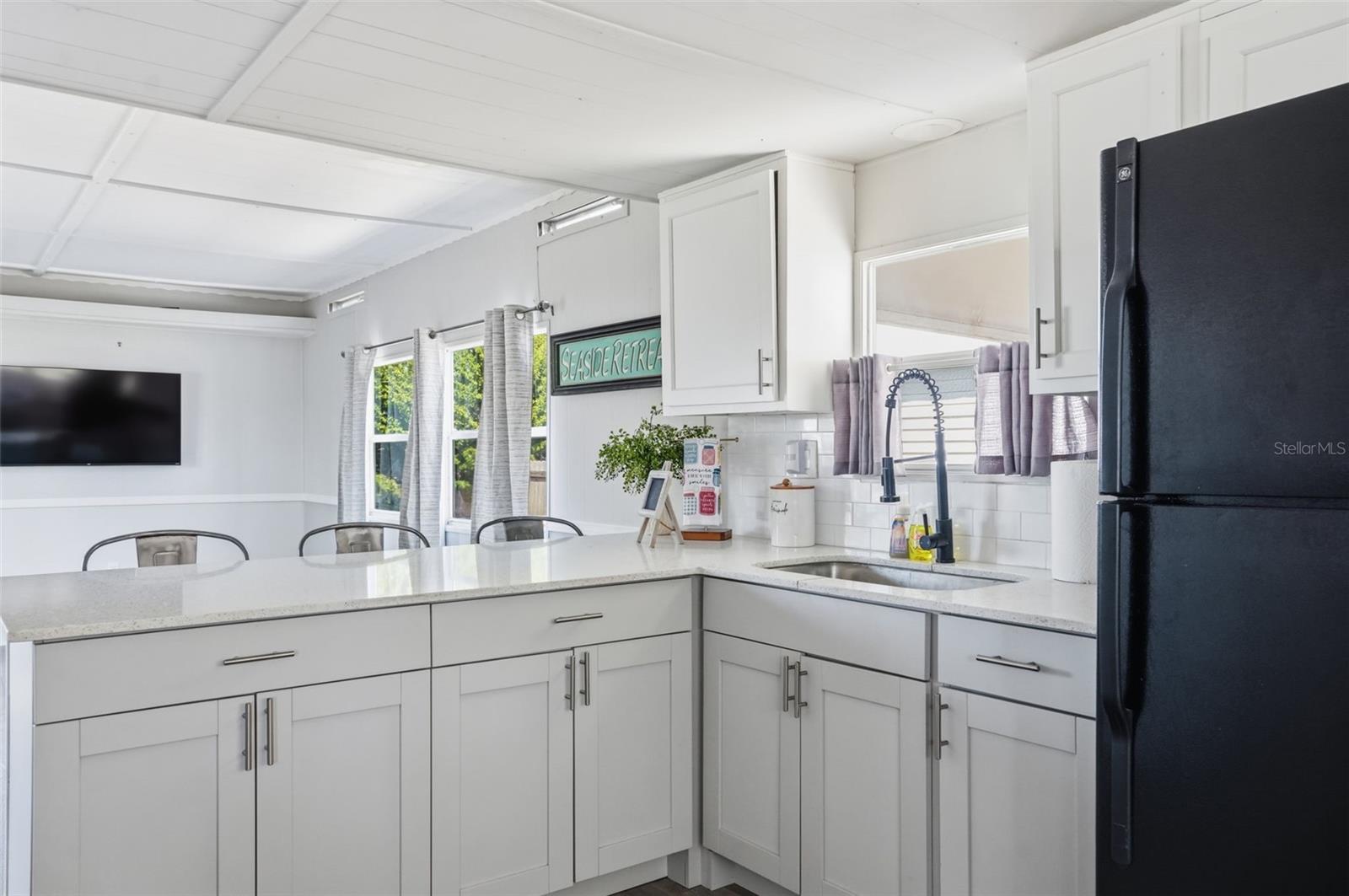 6727 ALBATROSS LN — photo 14