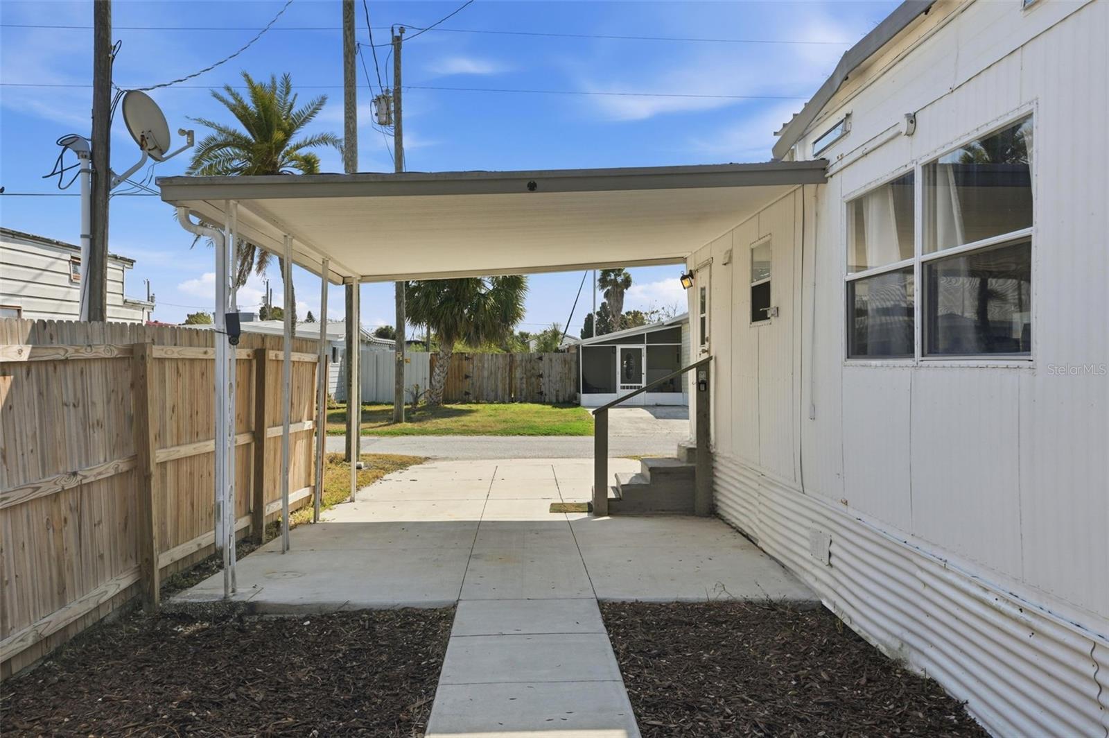 6727 ALBATROSS LN — photo 23