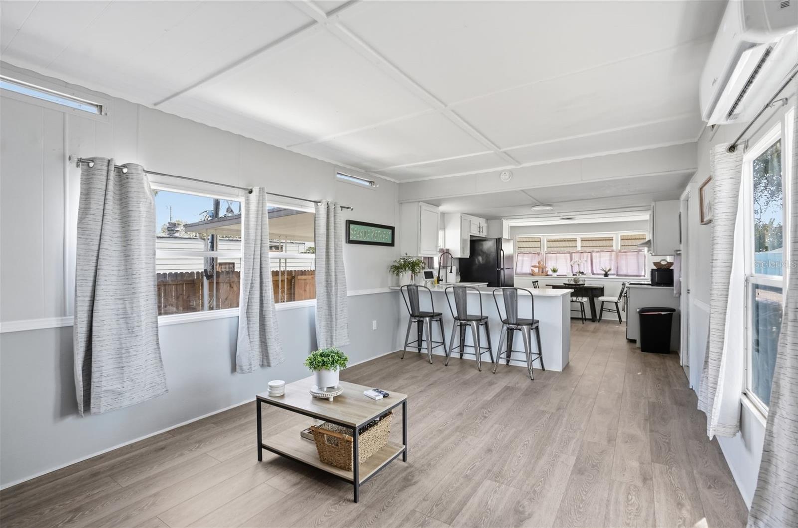 6727 ALBATROSS LN — photo 9