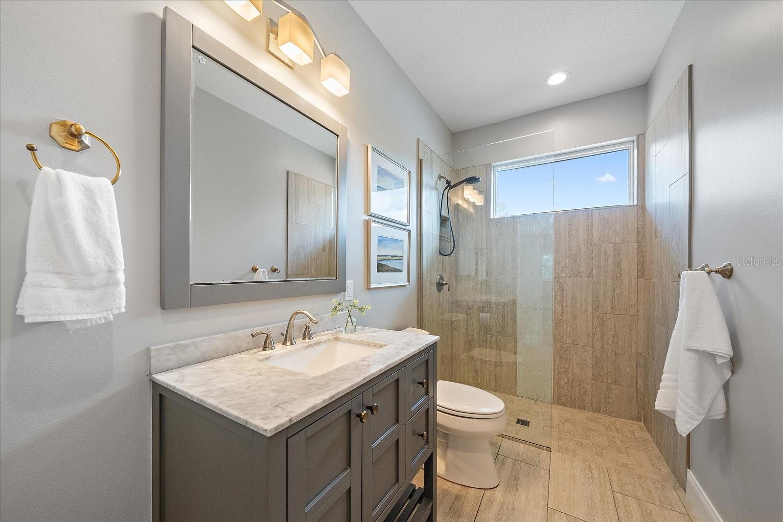 2207 WISTERIA ST — photo 22
