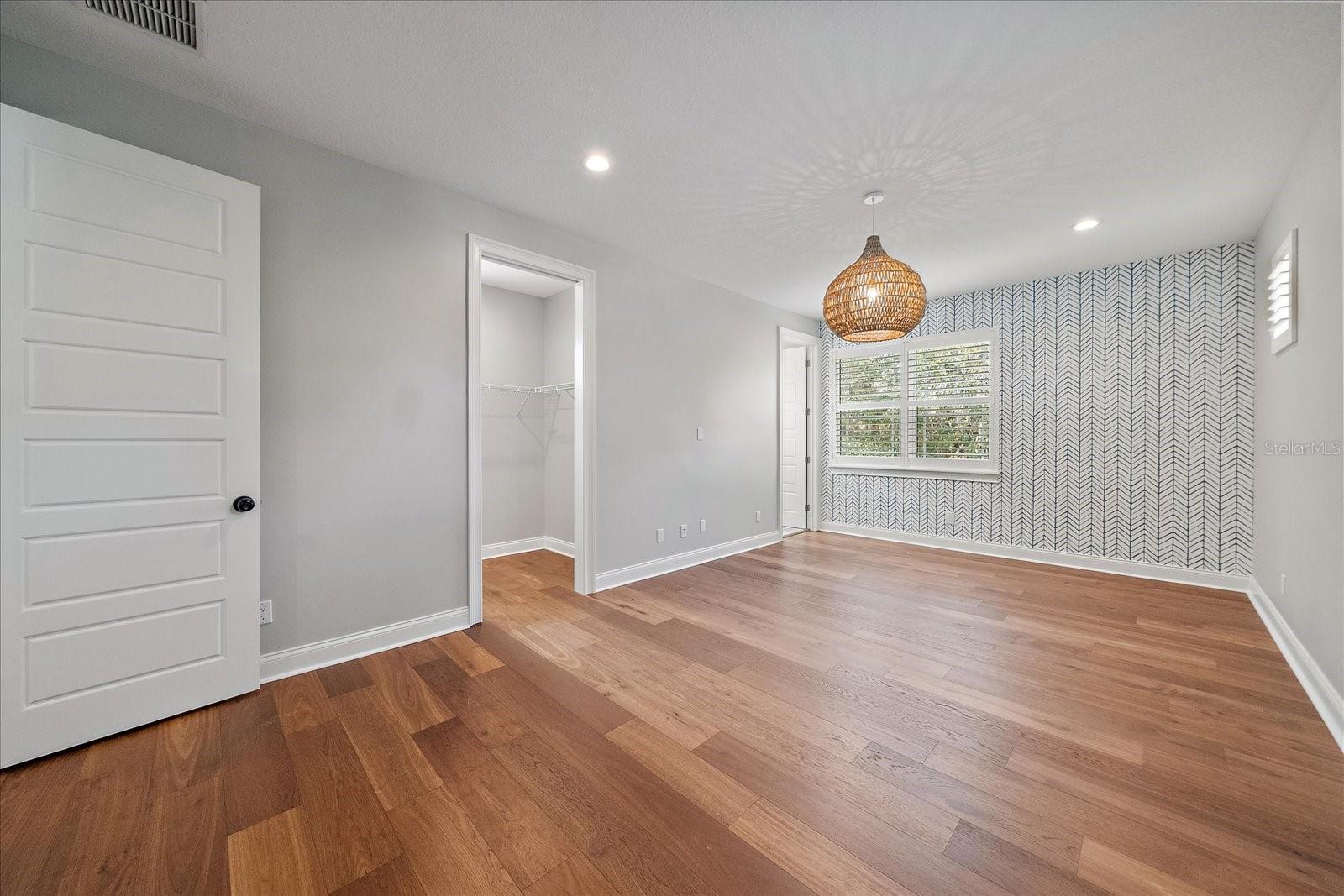 2207 WISTERIA ST — photo 9