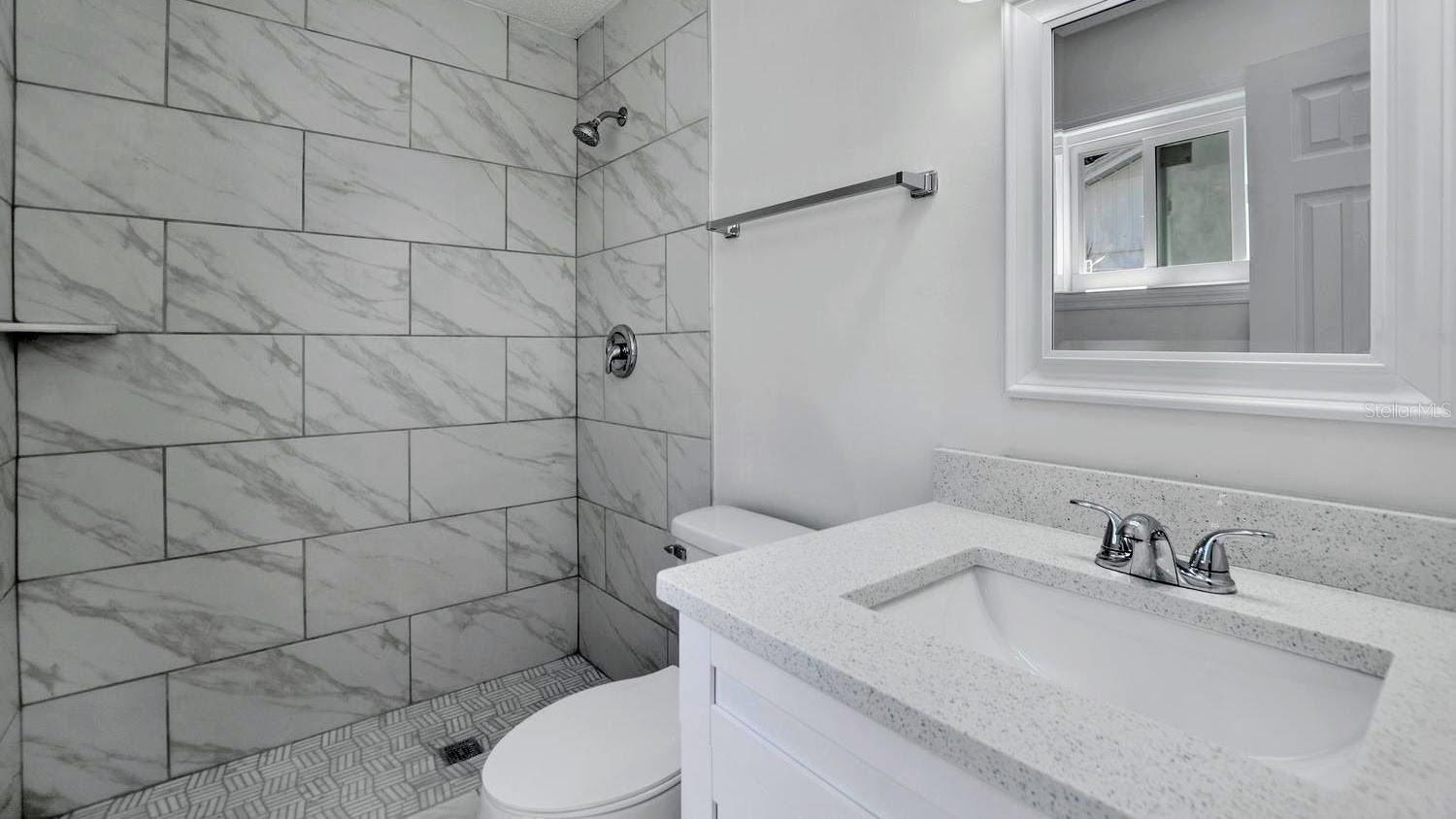 7051 WENTWORTH WAY — photo 7