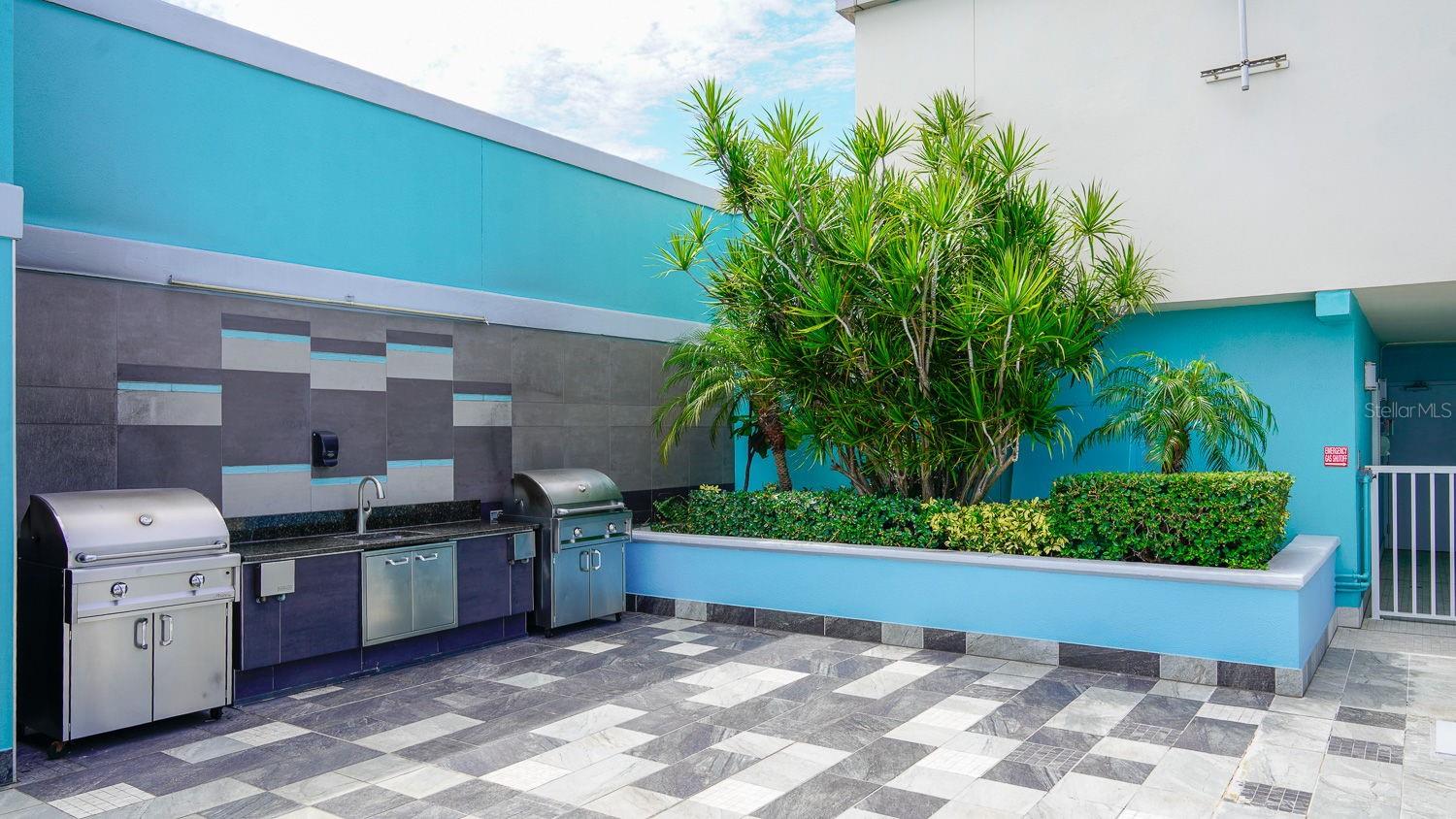 1 BEACH DR SE #1109 — photo 41
