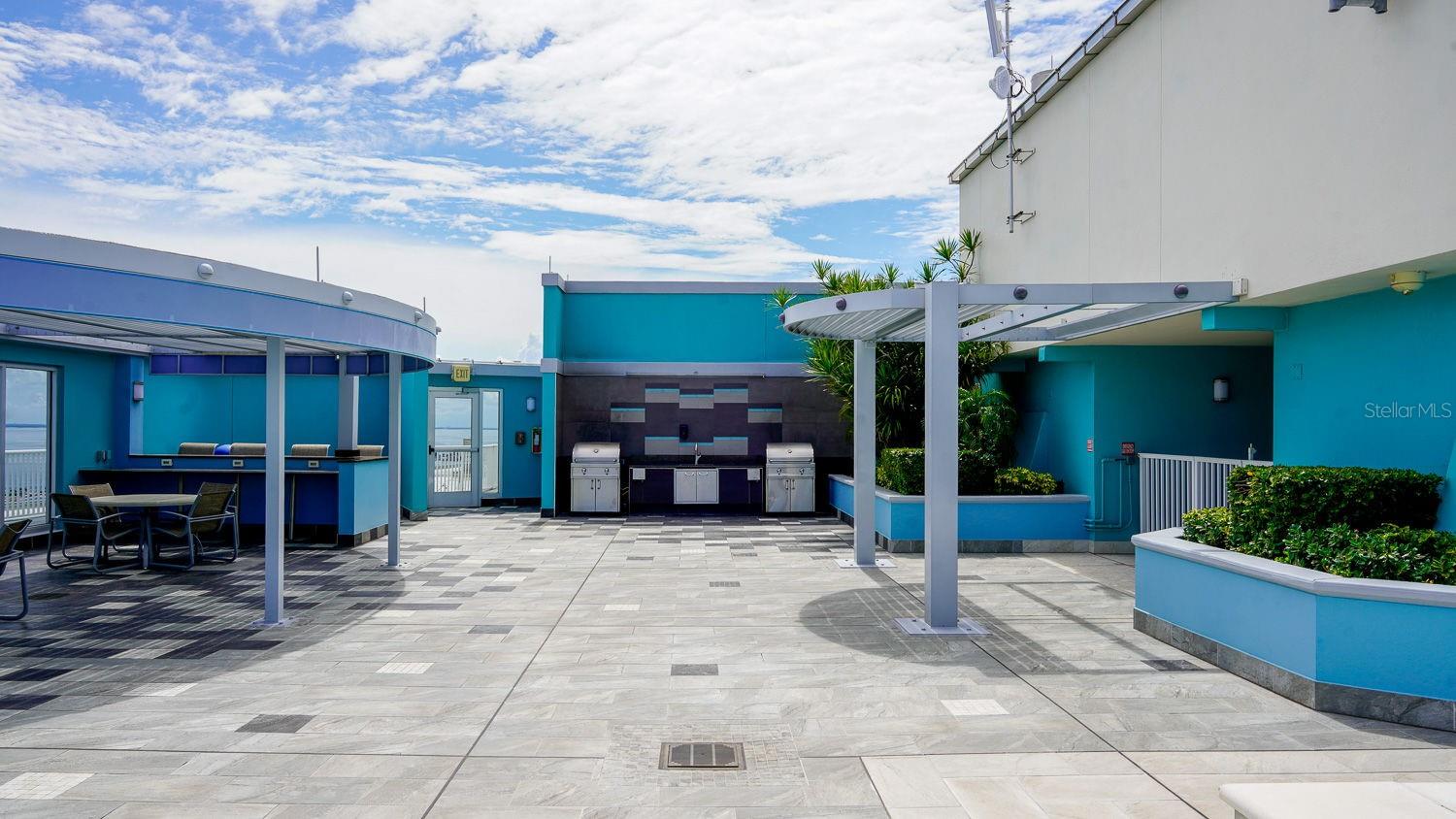 1 BEACH DR SE #1109 — photo 39