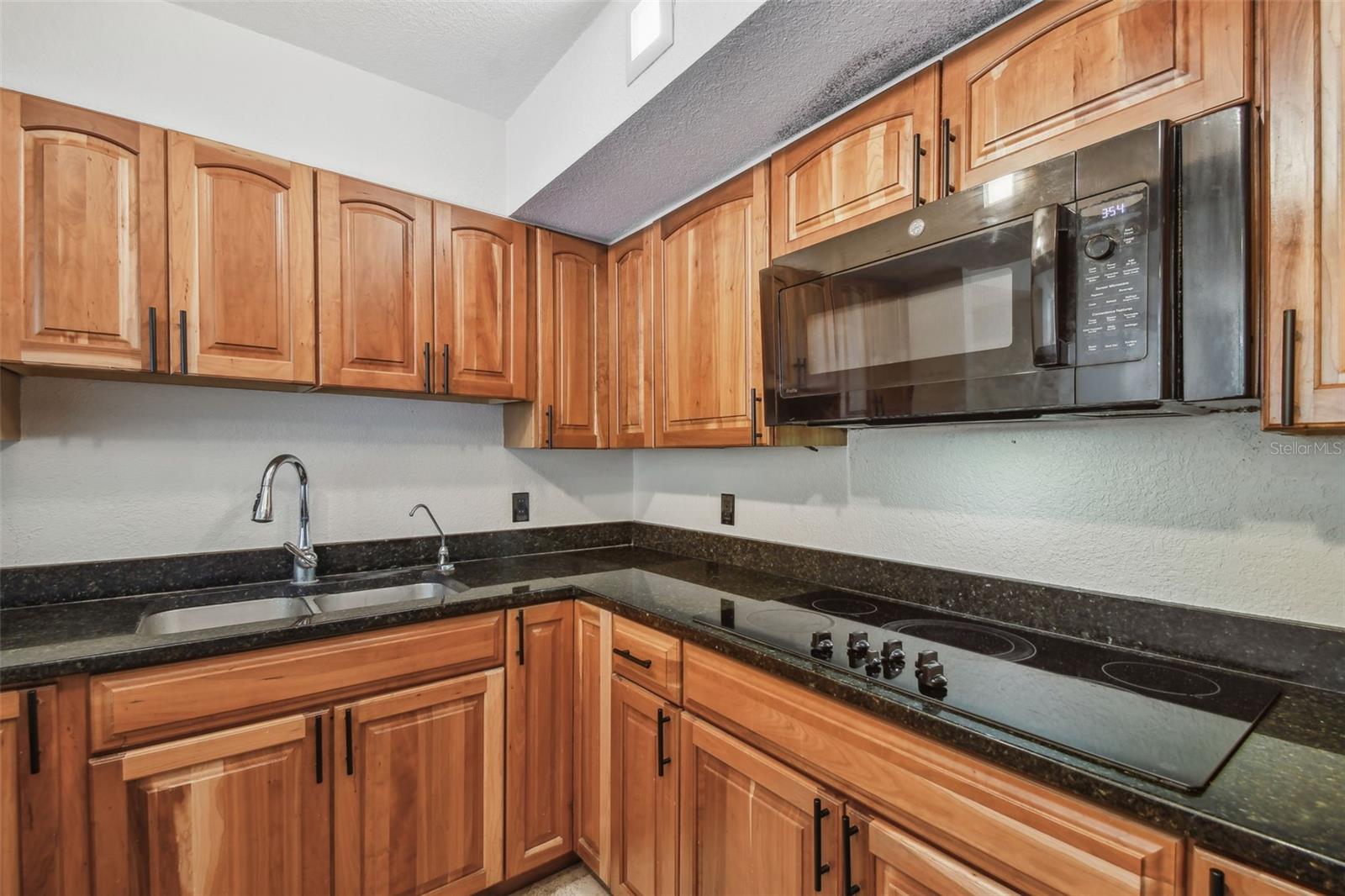 100 OAKMONT LN #106 — photo 22
