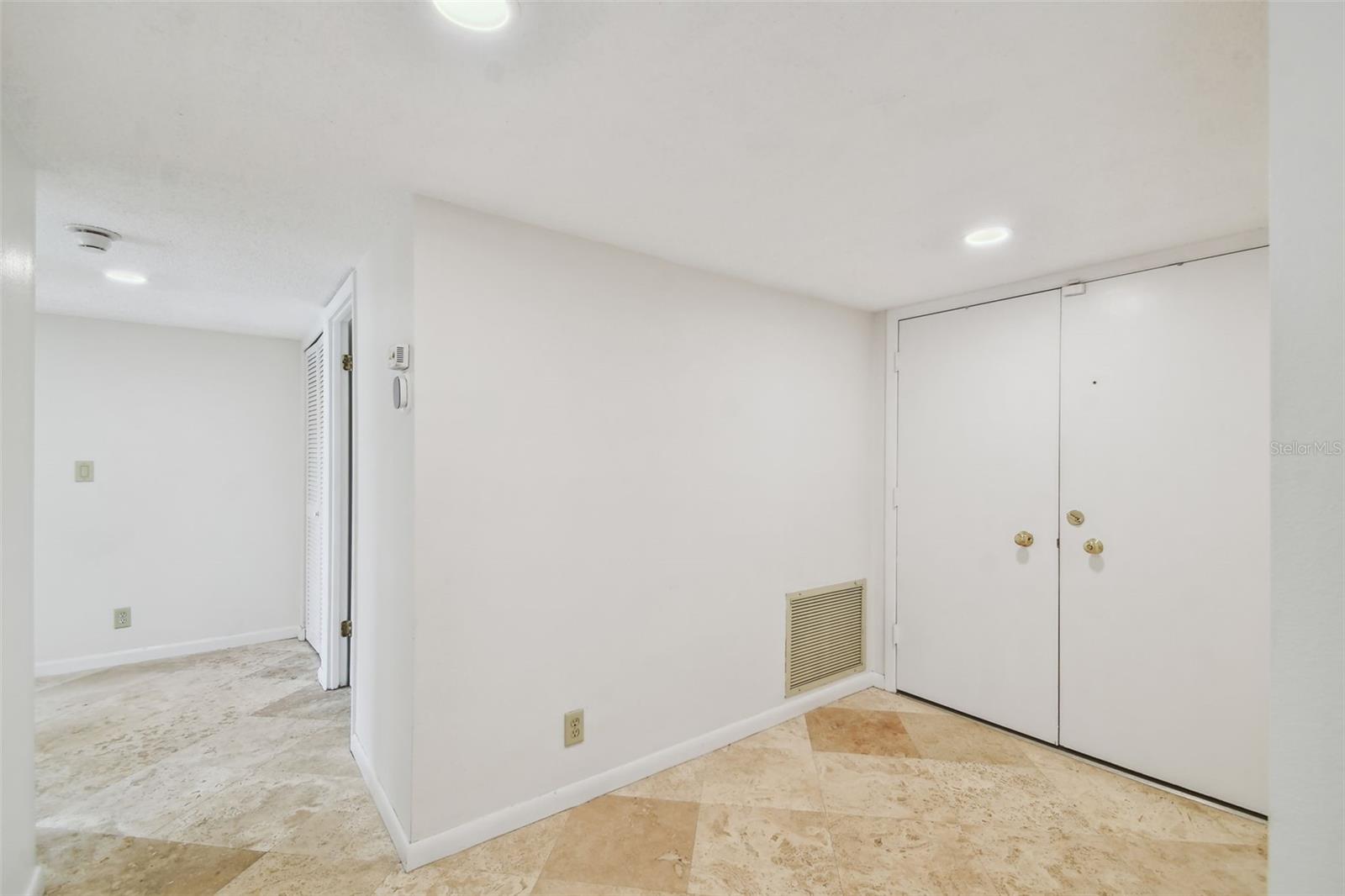 100 OAKMONT LN #106 — photo 27