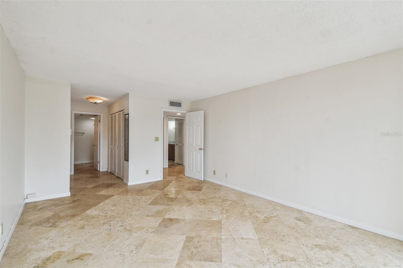 100 OAKMONT LN #106 — photo 35