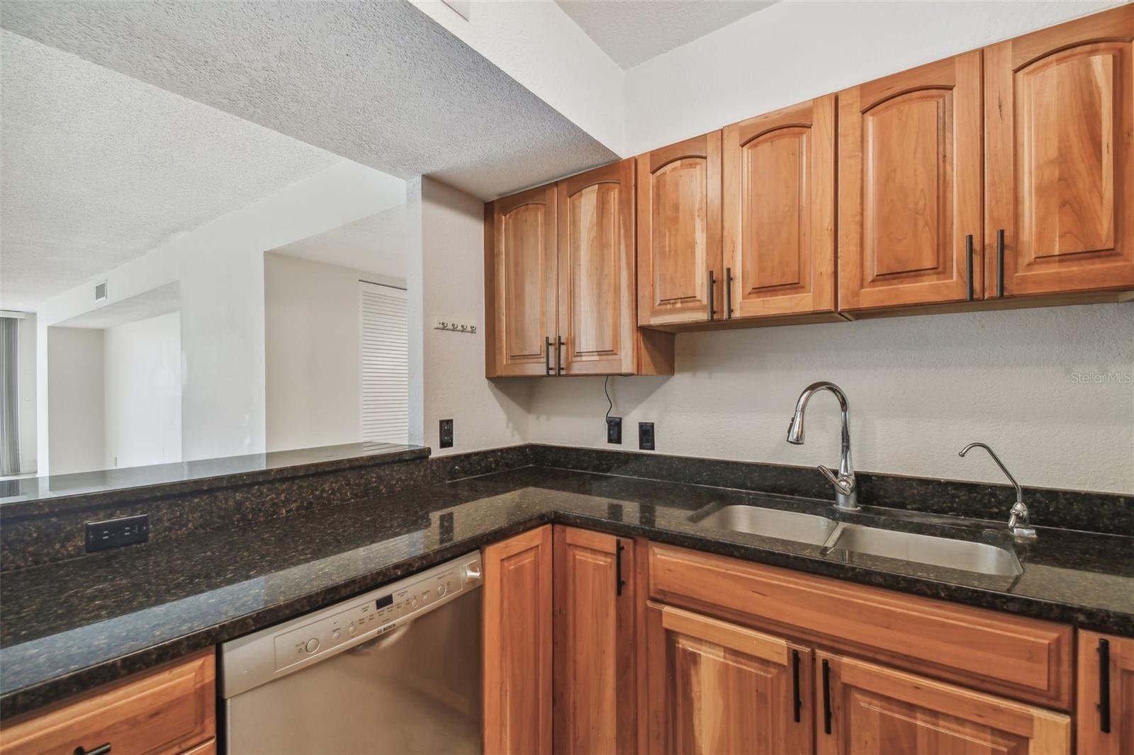 100 OAKMONT LN #106 — photo 23
