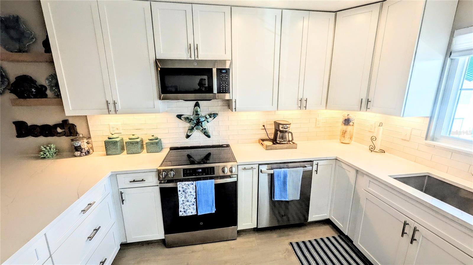 958 SANDPIPER CIR #958 — photo 7