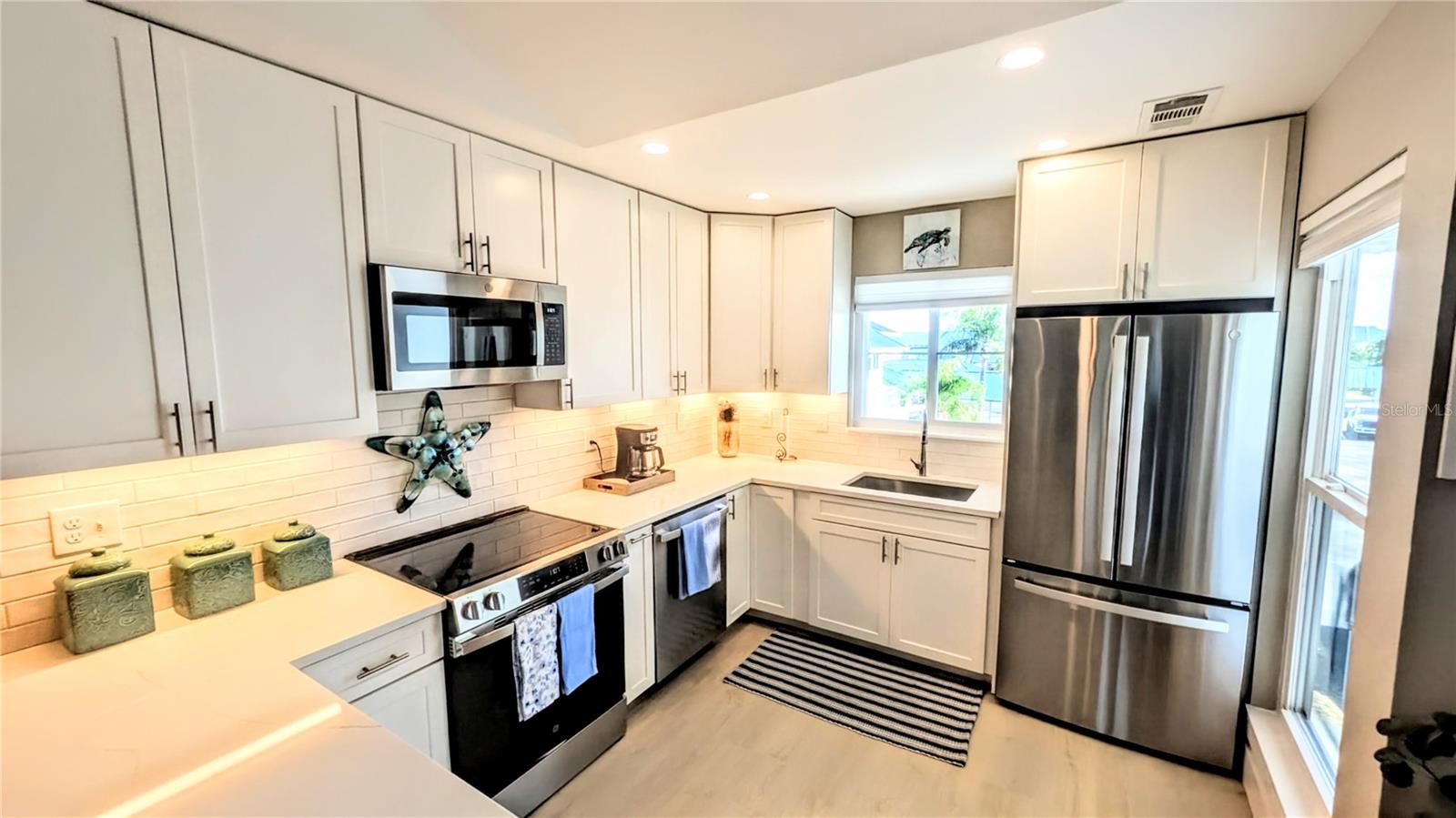 958 SANDPIPER CIR #958 — photo 6