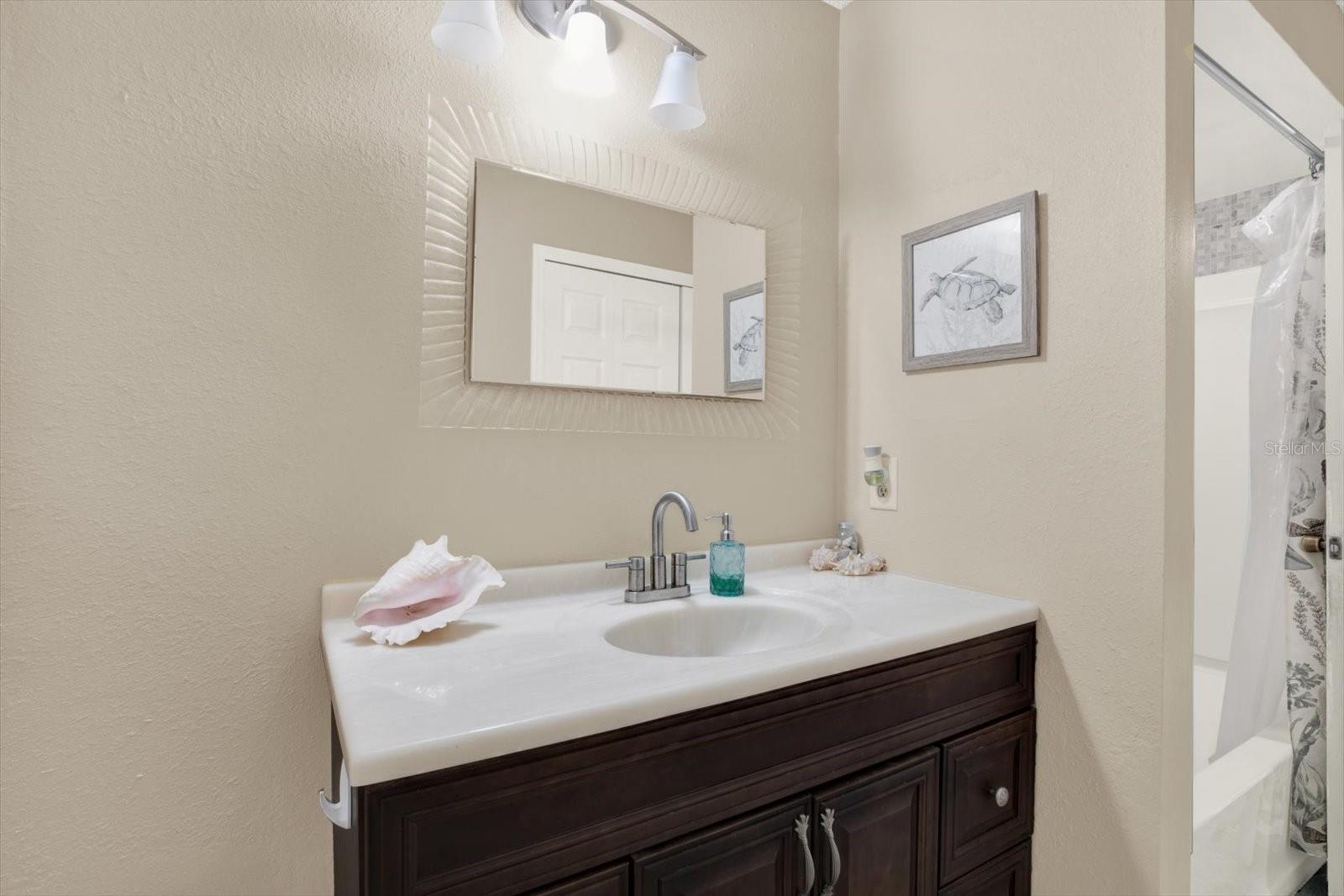 729 SANDY CREEK DR — photo 25
