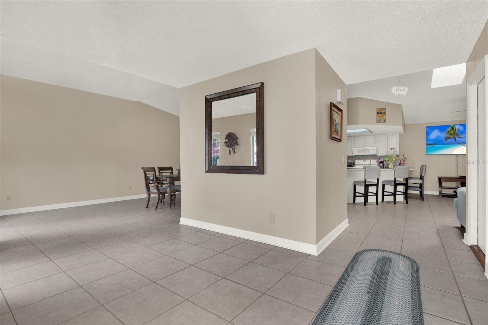 729 SANDY CREEK DR — photo 12