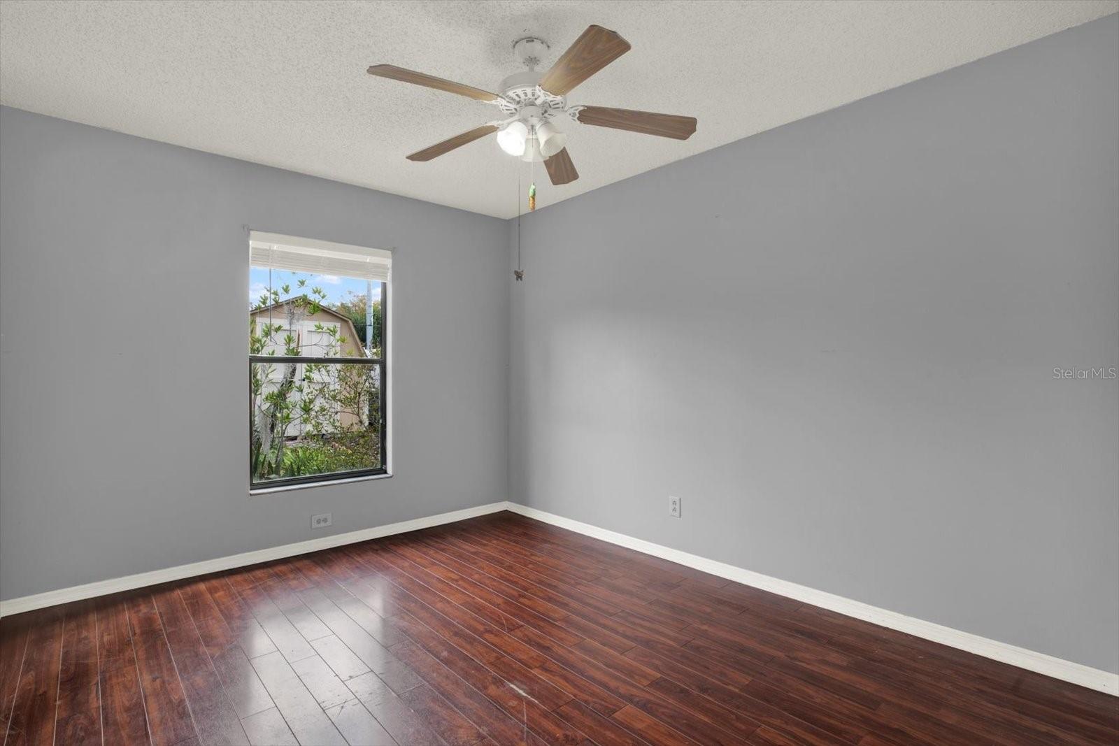 729 SANDY CREEK DR — photo 23