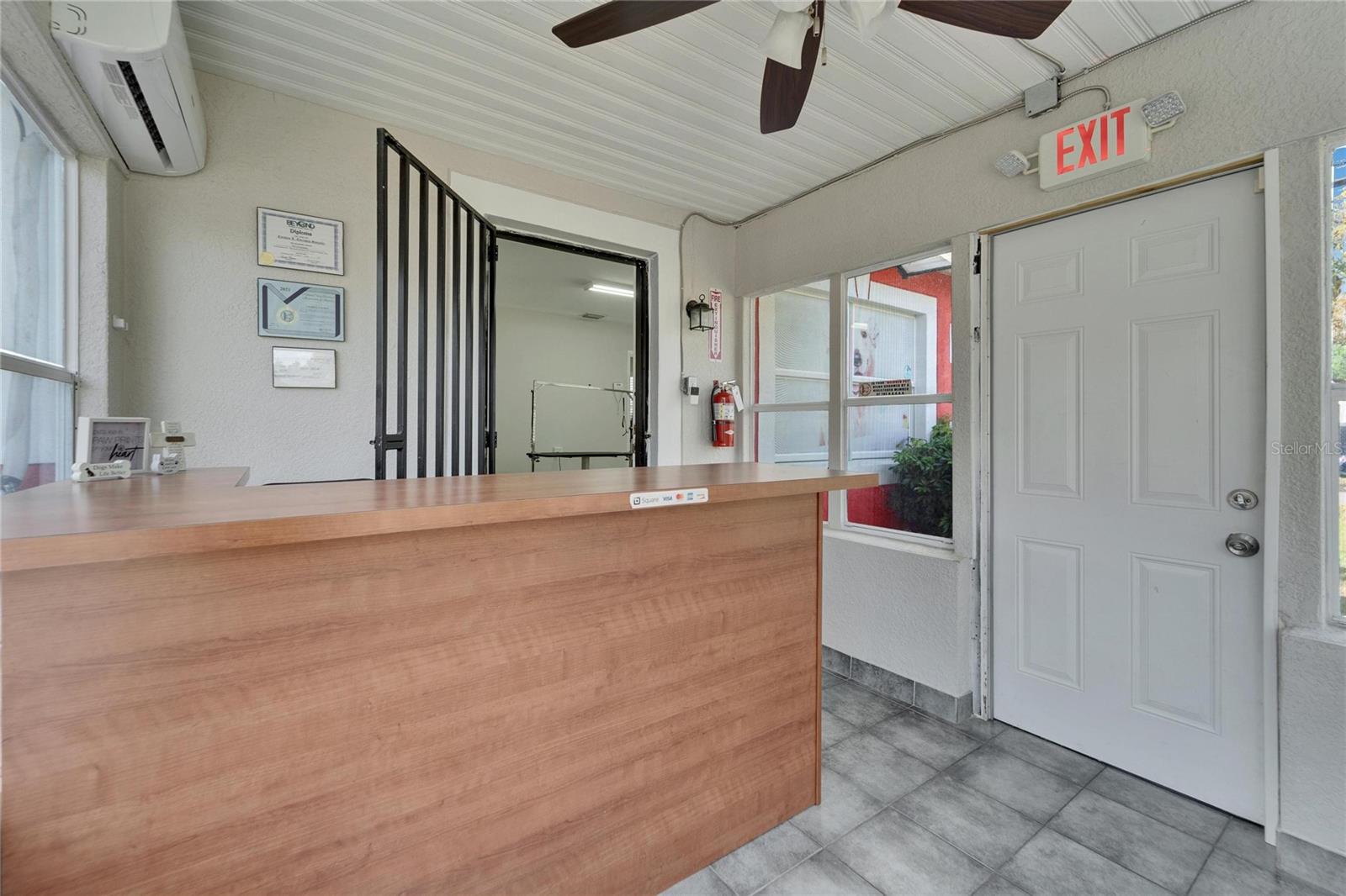 126 RIDGEWOOD AVE — photo 8