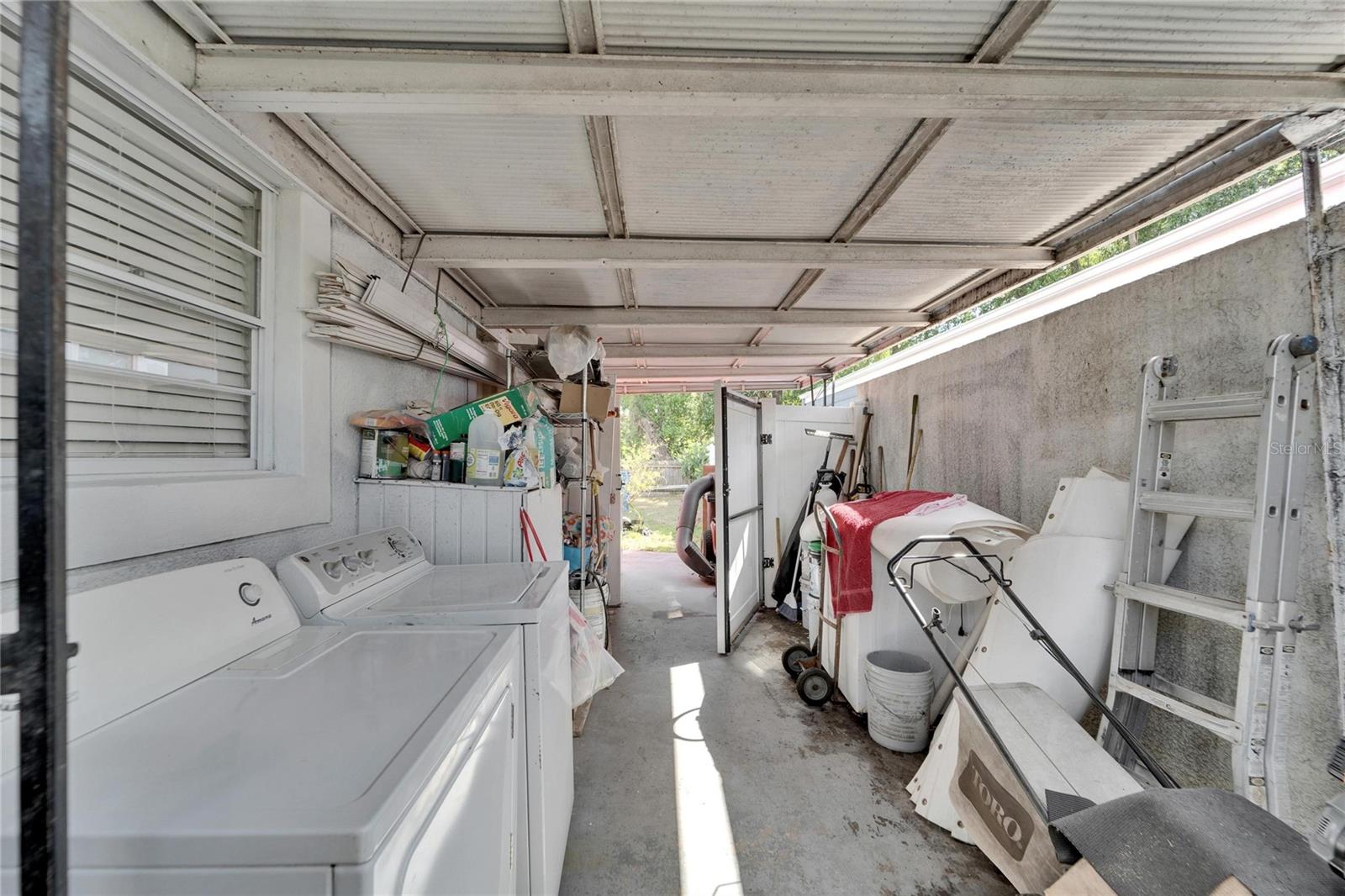 126 RIDGEWOOD AVE — photo 35