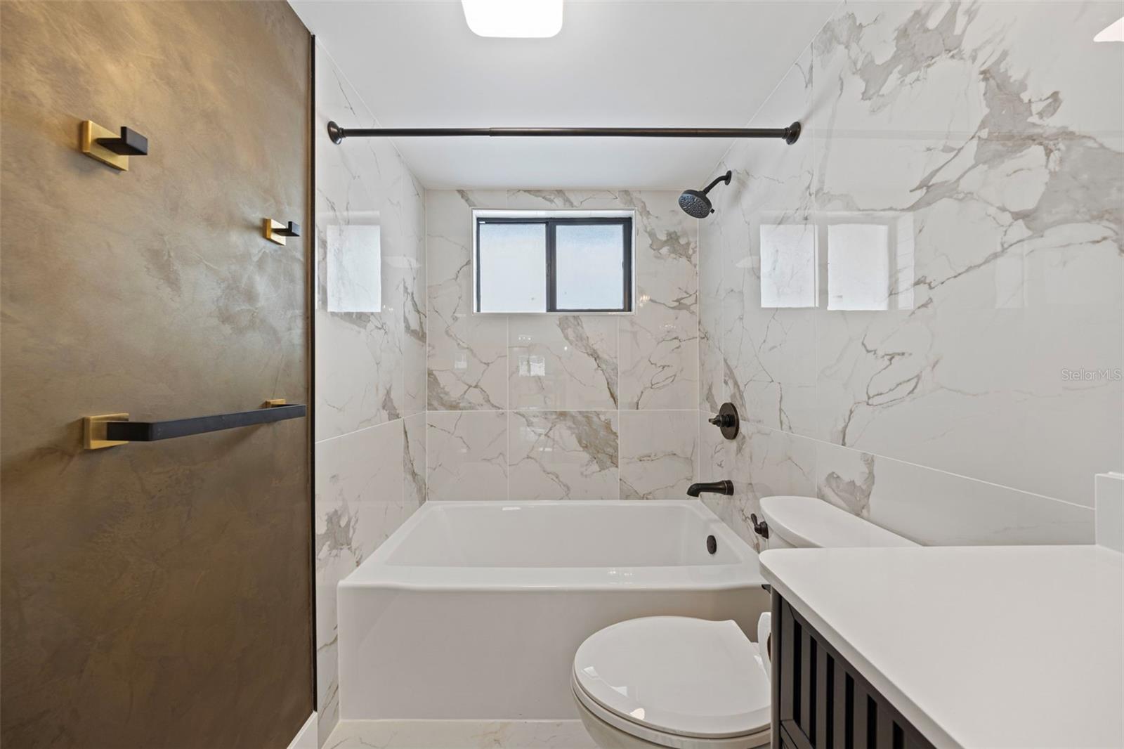 5921 DENVER ST NE — photo 28