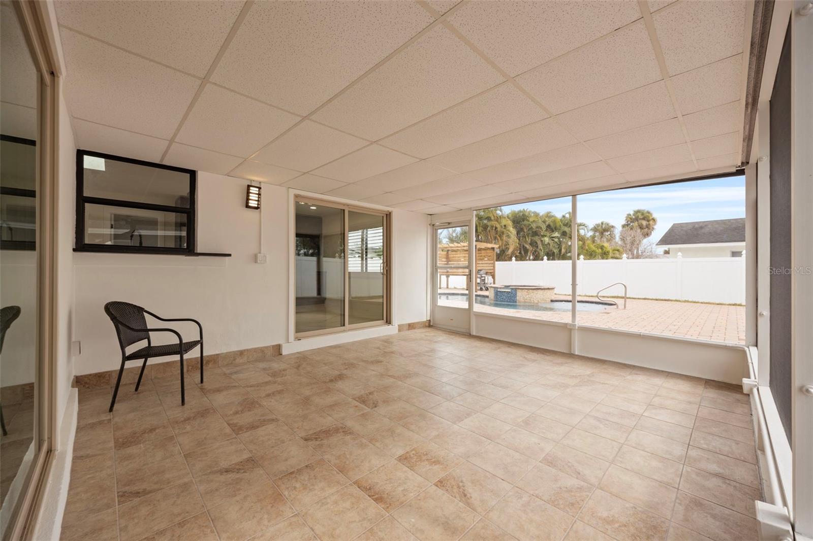 5921 DENVER ST NE — photo 31