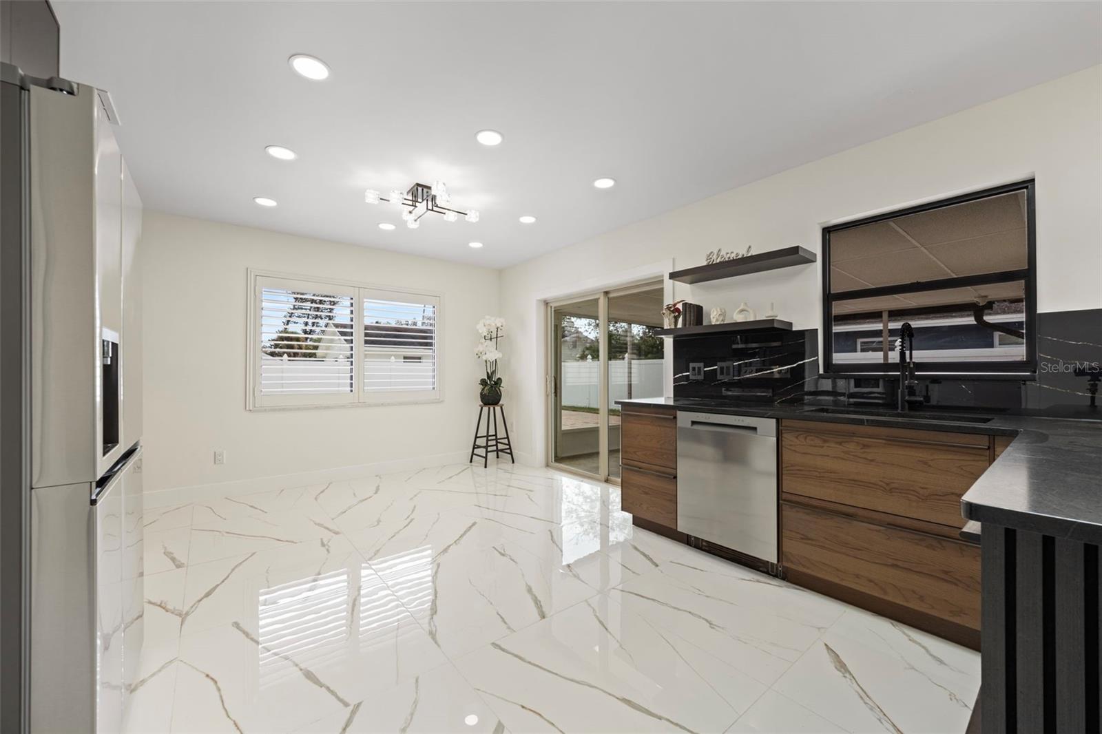 5921 DENVER ST NE — photo 20