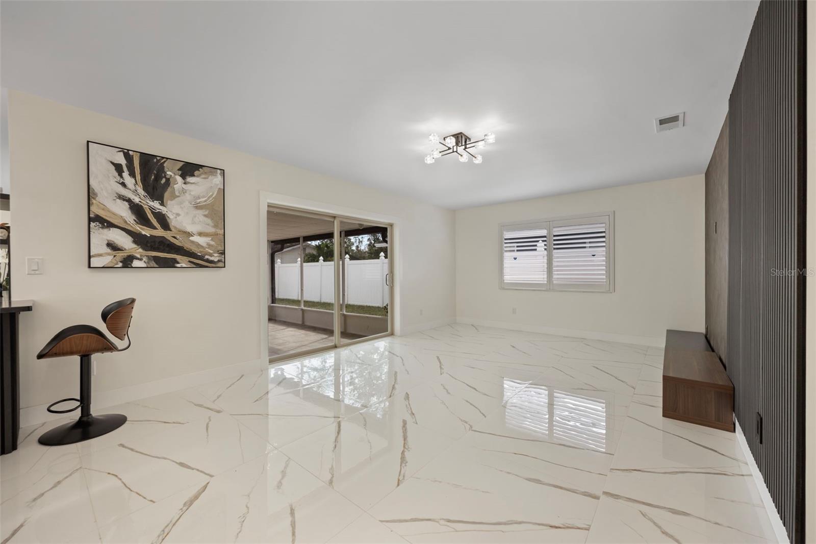 5921 DENVER ST NE — photo 14